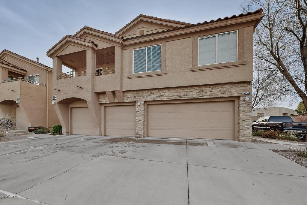 10908 Hanalei Avenue NE