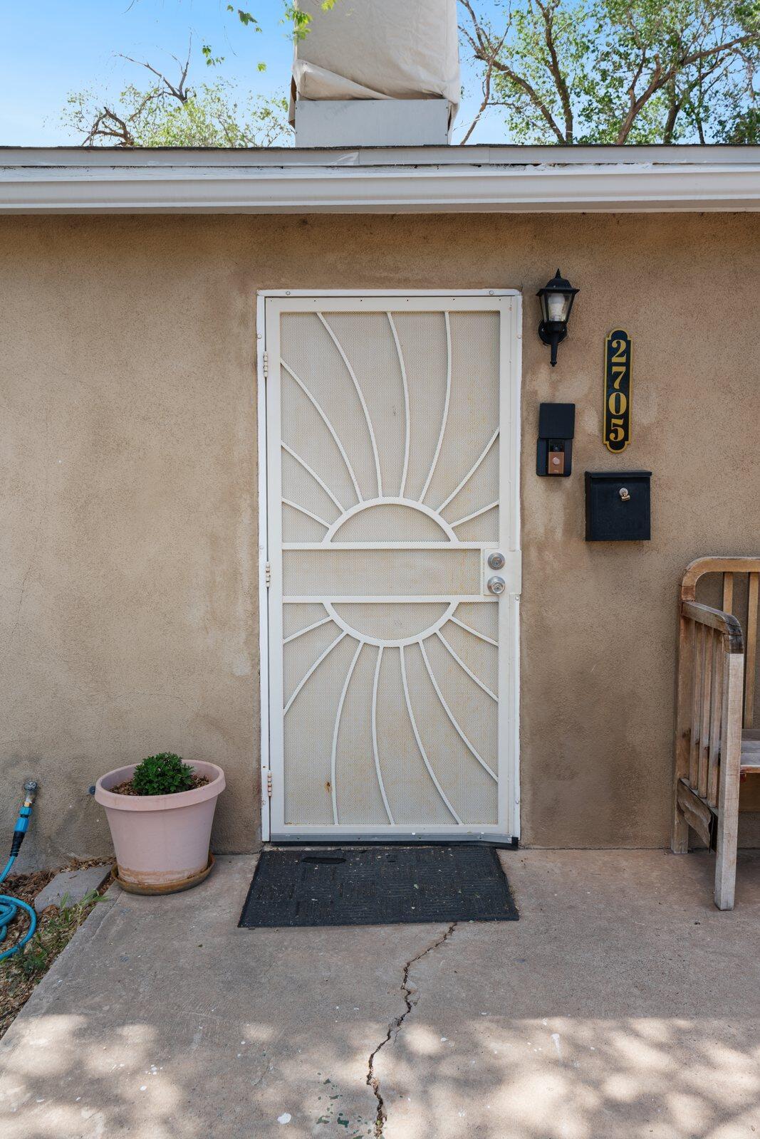 2705 Garcia Street NE