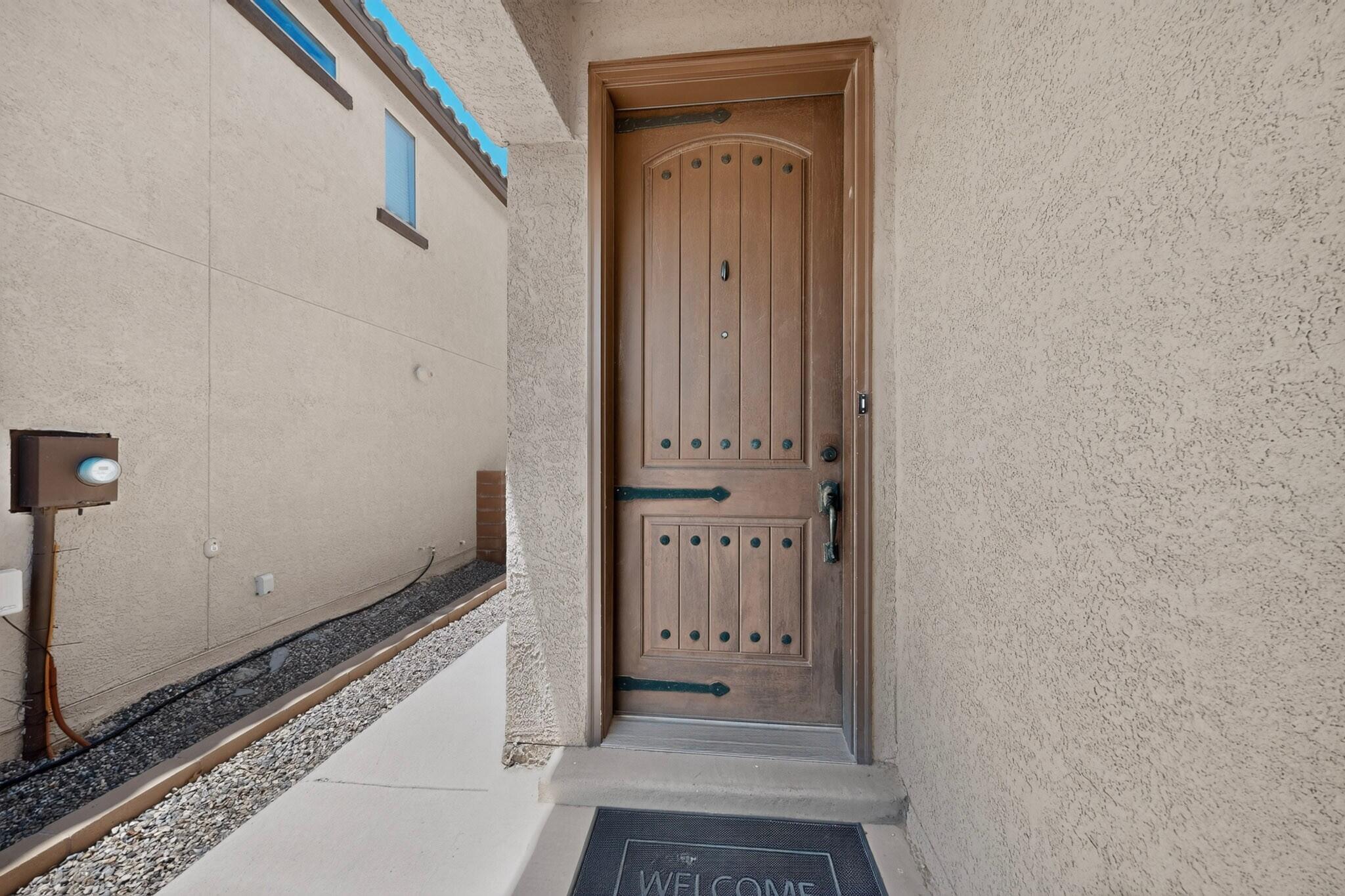3525 Llano Vista Loop NE