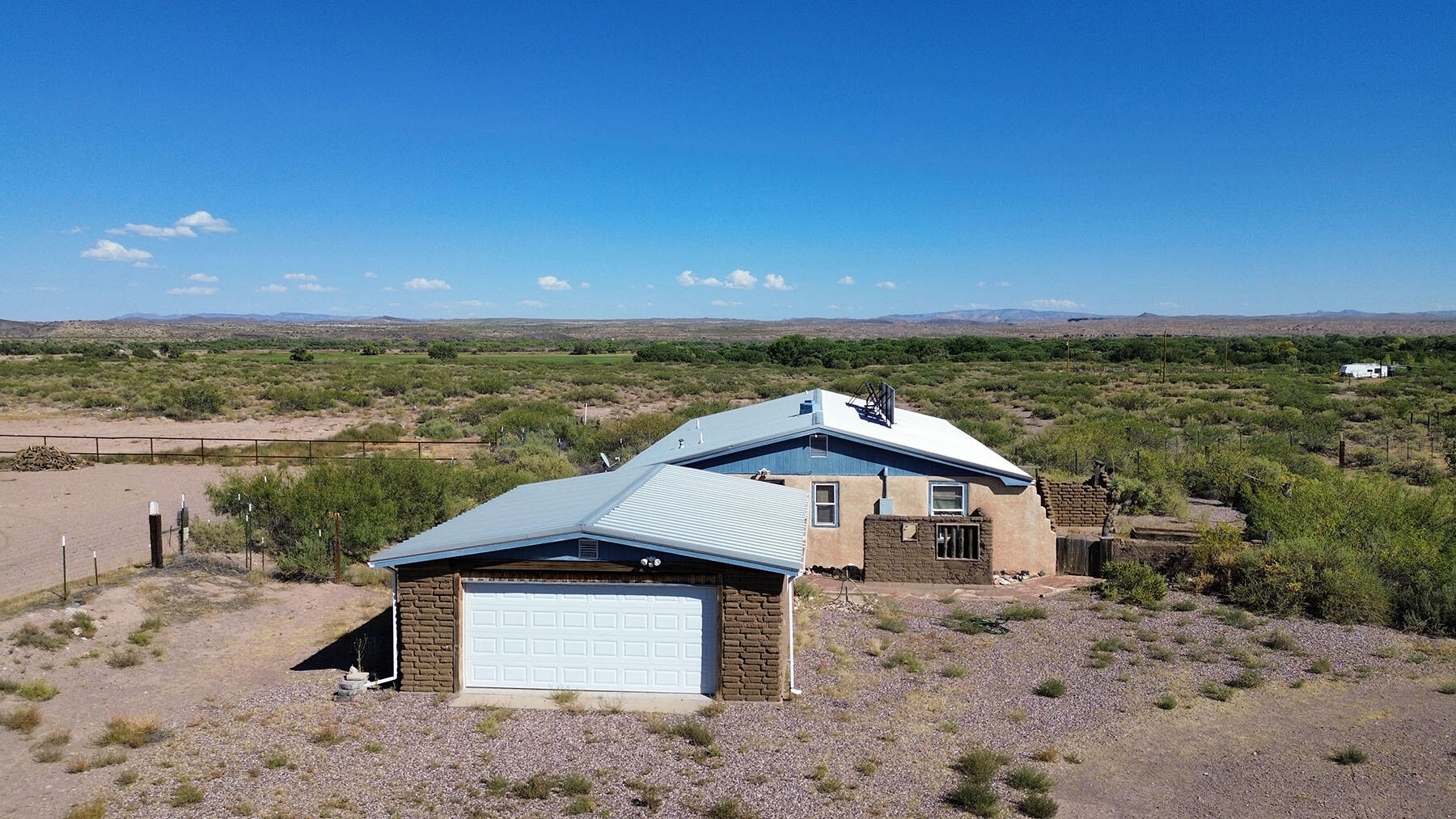 500 E Frontage Road, Polvadera, New Mexico image 2