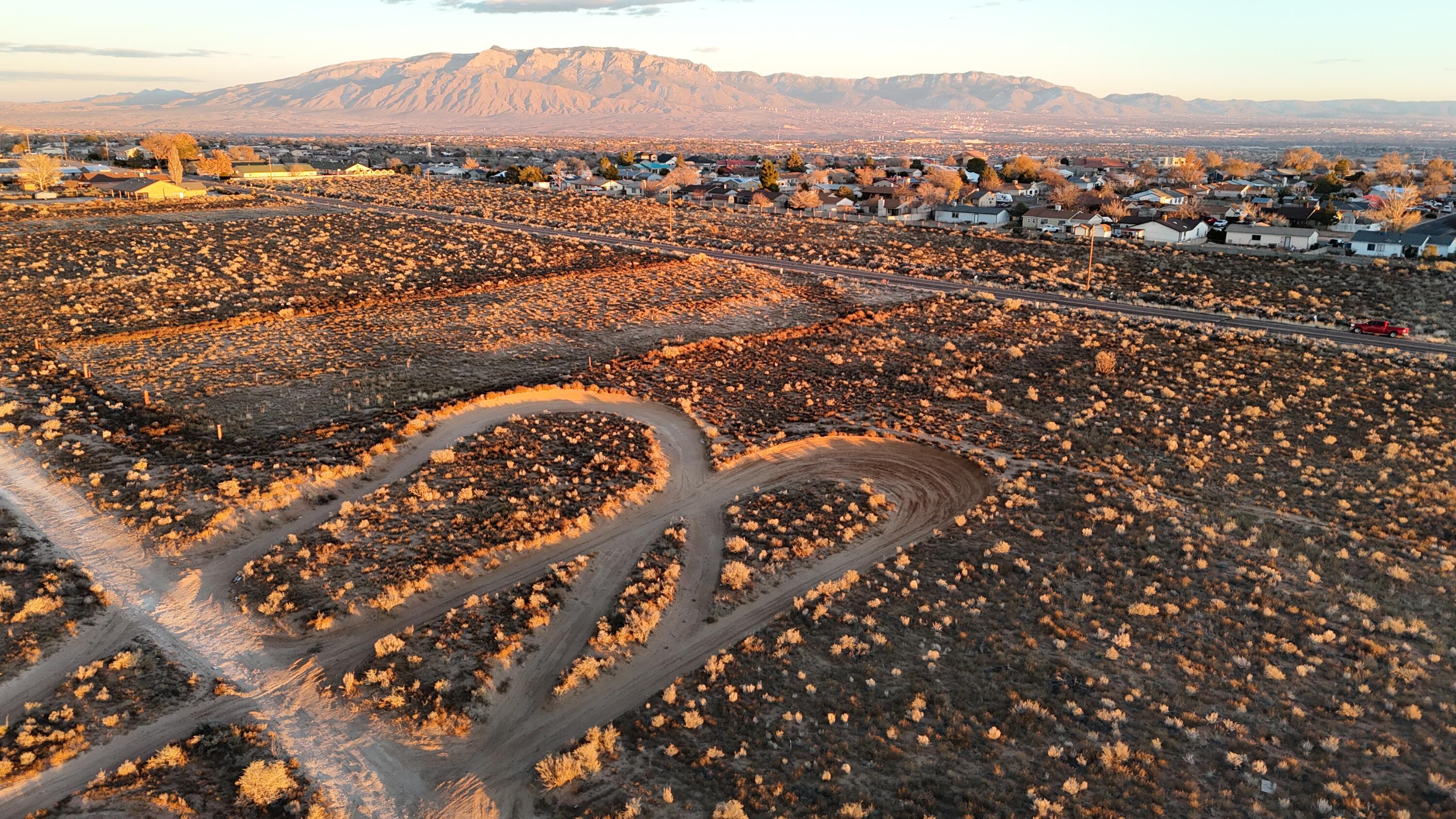 509-517 Tulip Road SE