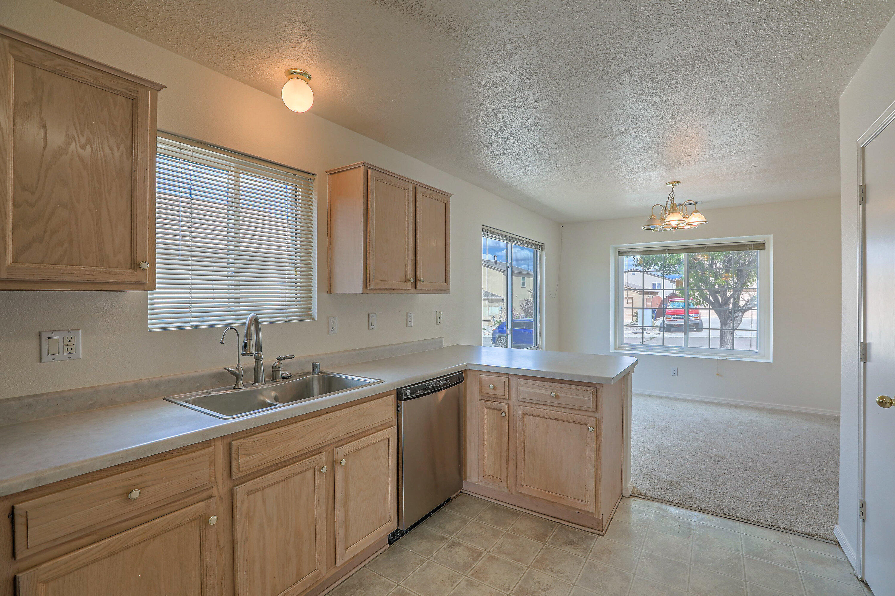 2309 Aguacate Drive, Albuquerque, New Mexico image 12