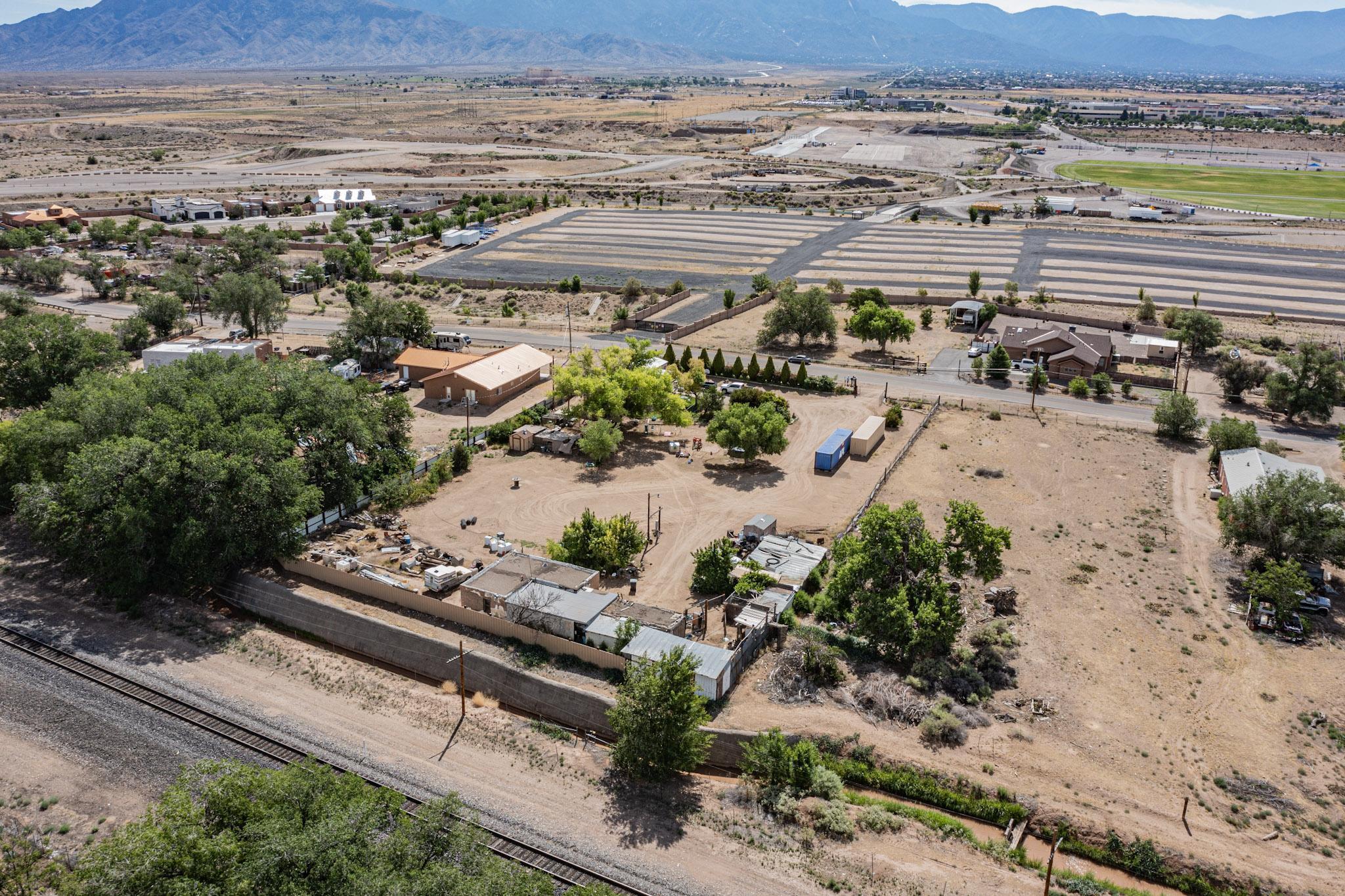 10417 Edith Boulevard NE