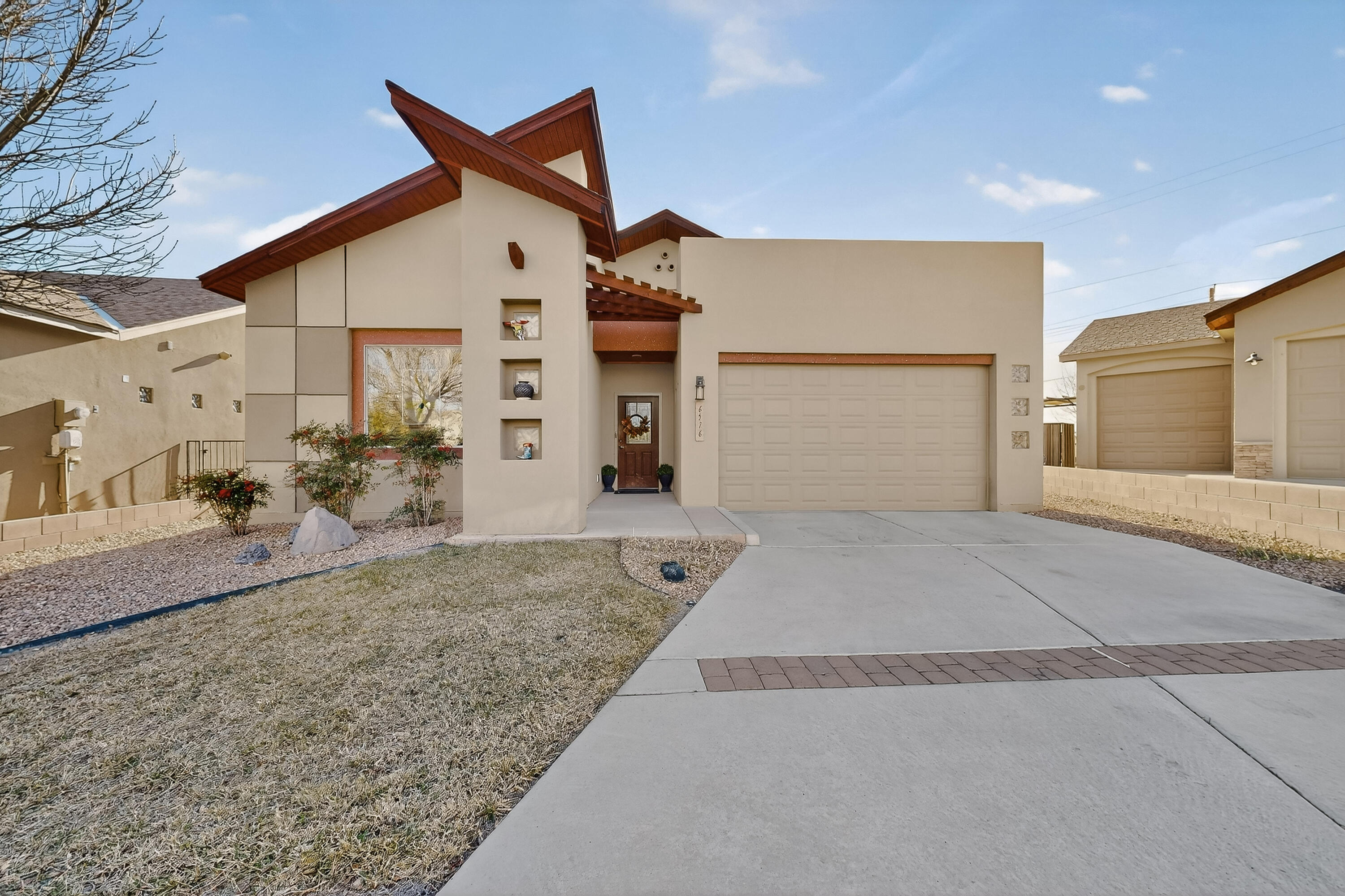 6576 Jazmin Place NW