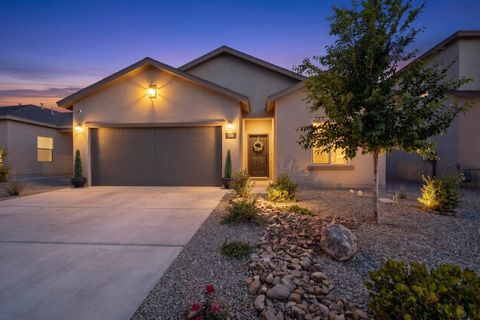 Homes For Sale - 150 Spectrum Avenue<br/> Rio Rancho, NM 87124