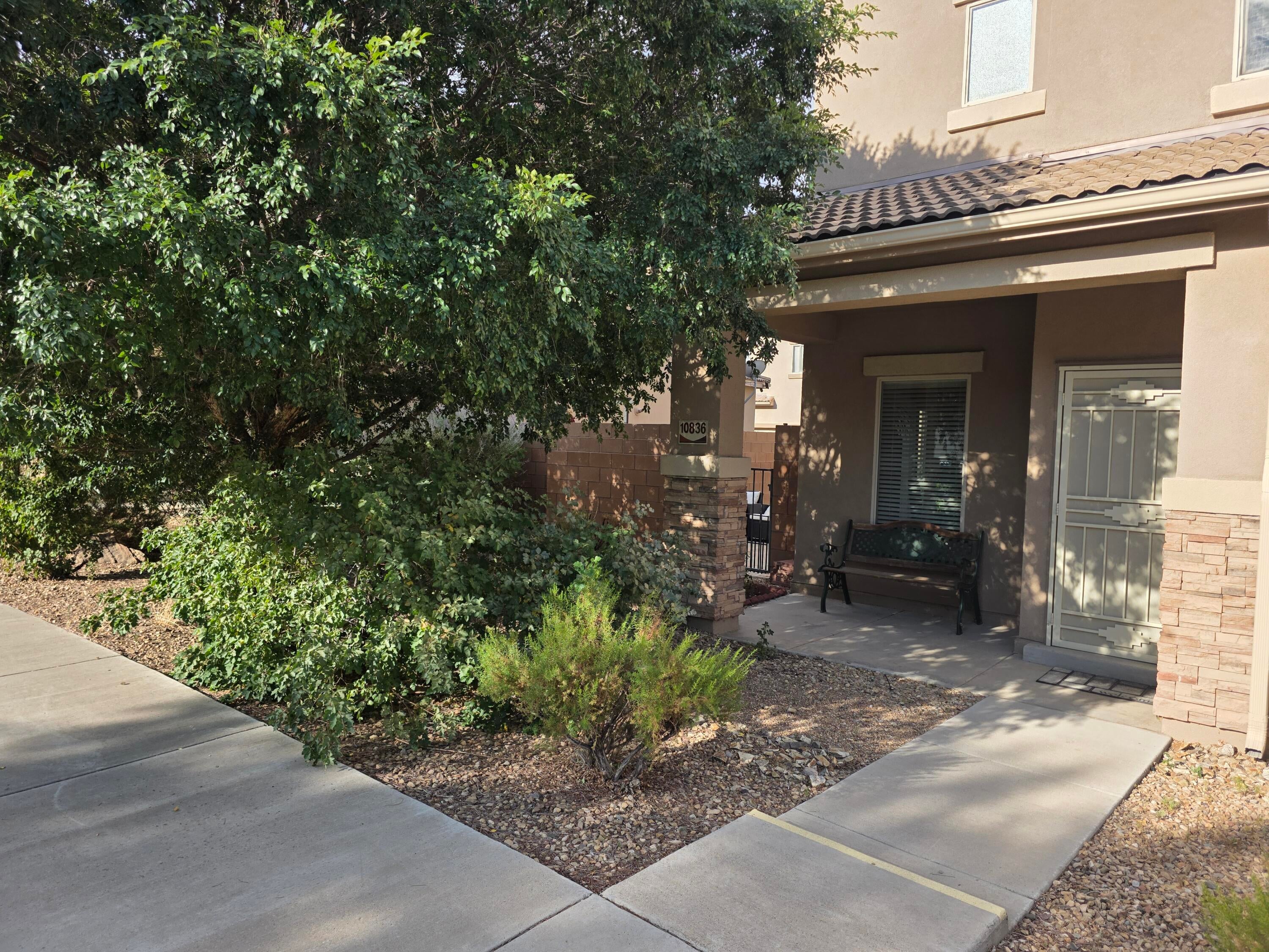 10836 Fort Point Lane NE