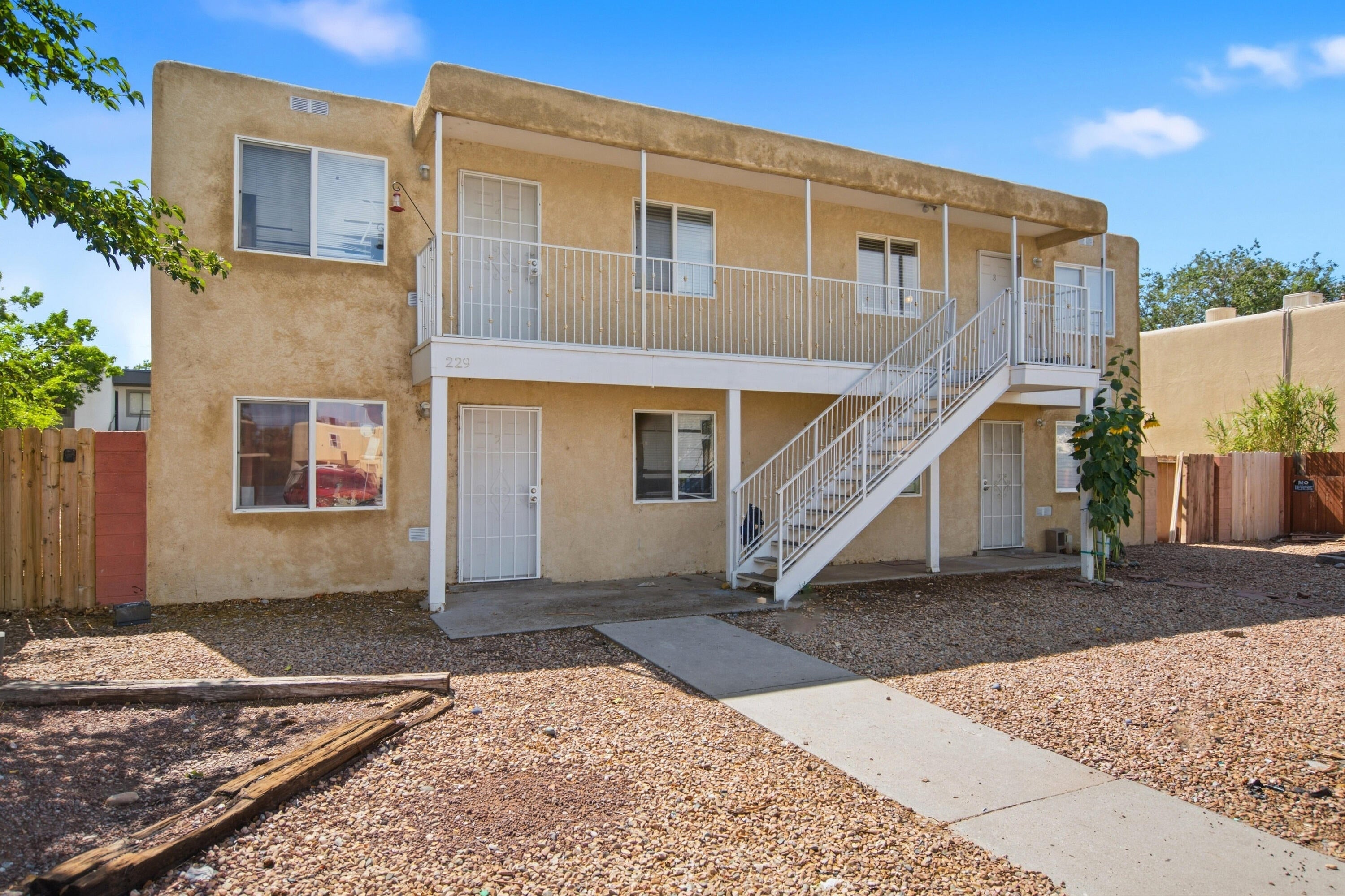 229 Hanosh Court SE 4