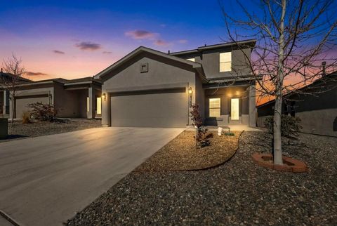 Photo of 10729 Aspiration Lane SW, Albuquerque, NM 87121 (MLS # 1098106)