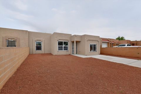 416 Indiana Street SE Albuquerque NM 87108
