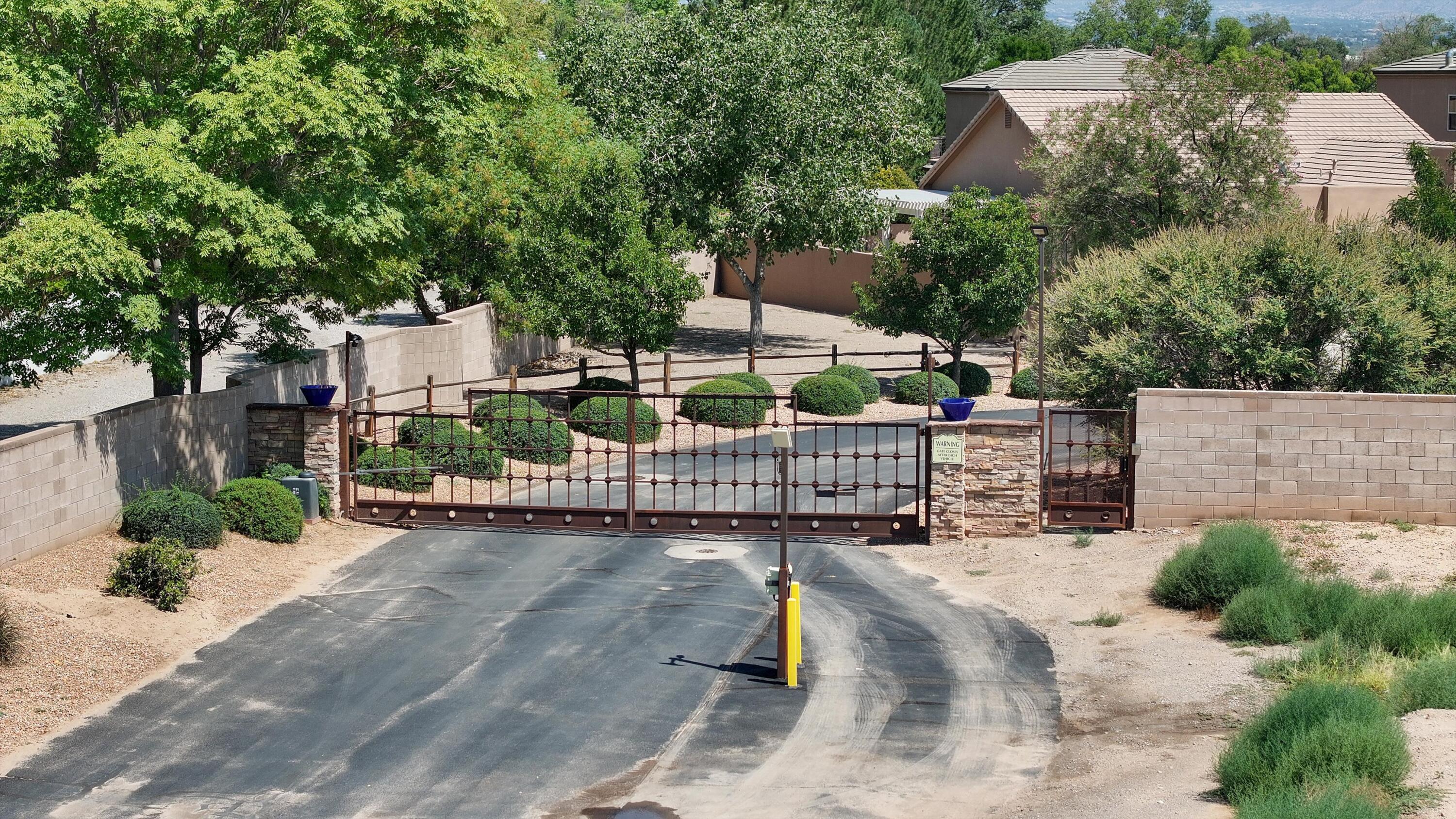 309 NUEVO HACIENDA Lane NW