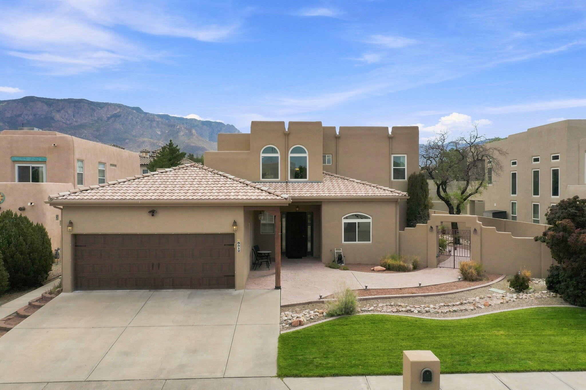 8512 Vina Del Sol Drive NE