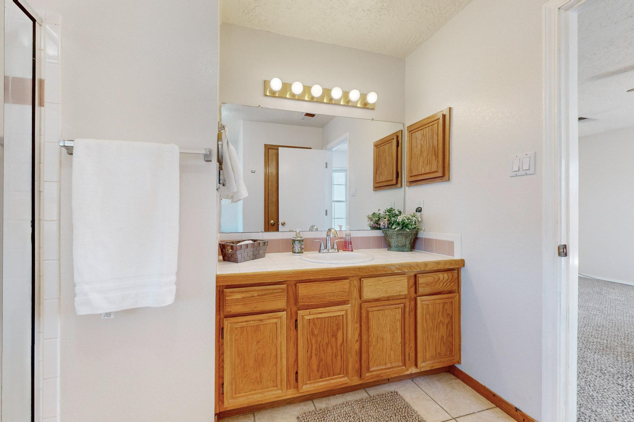 8143 Waterbury Place, Albuquerque, New Mexico image 24