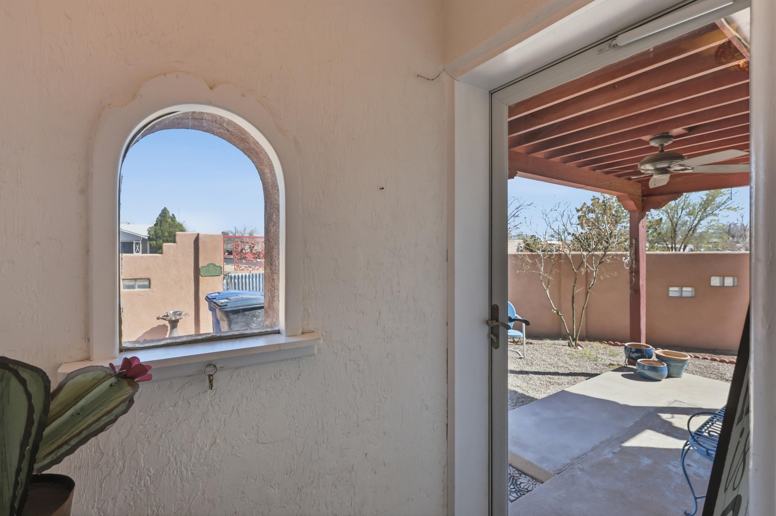 743 Alvarado Drive SE