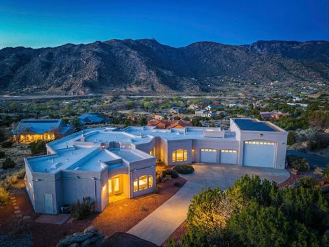 31 Desert Sky Road SE Albuquerque NM 87123