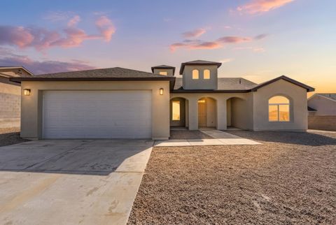 Photo of 18 Bravo Road, Los Lunas, NM 87031 (MLS # 1097952)