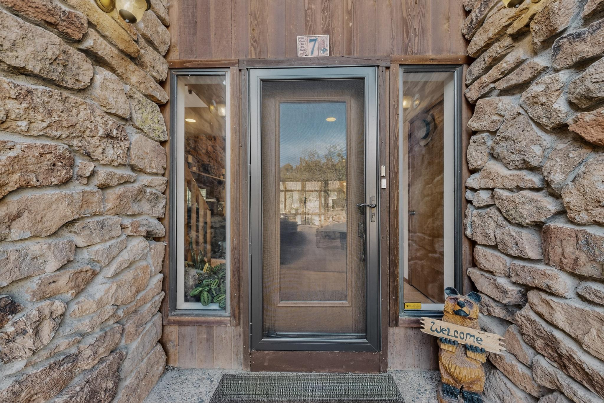 7 Sierra Vista Drive