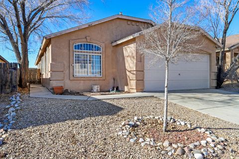 Photo of 463 Sunrise West Drive SW, Albuquerque, NM 87121 (MLS # 1095995)