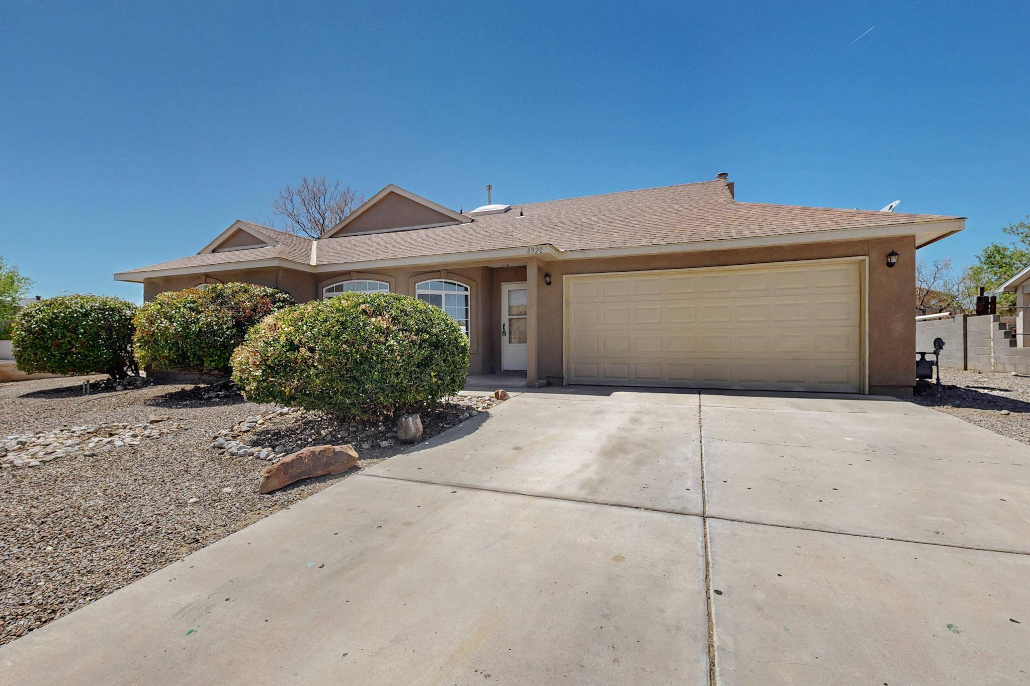 6920 Glen Hills Drive, Rio Rancho, New Mexico image 2