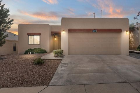 Photo of 7408 Cerros Place NW, Albuquerque, NM 87114 (MLS # 1093434)