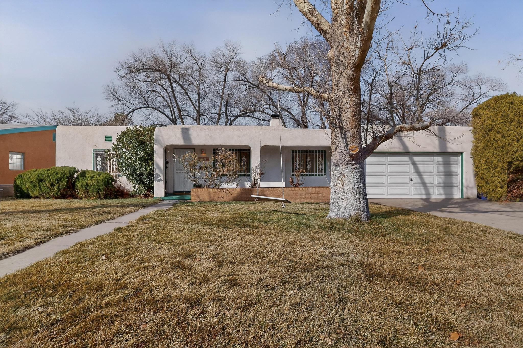 821 Madison Street NE