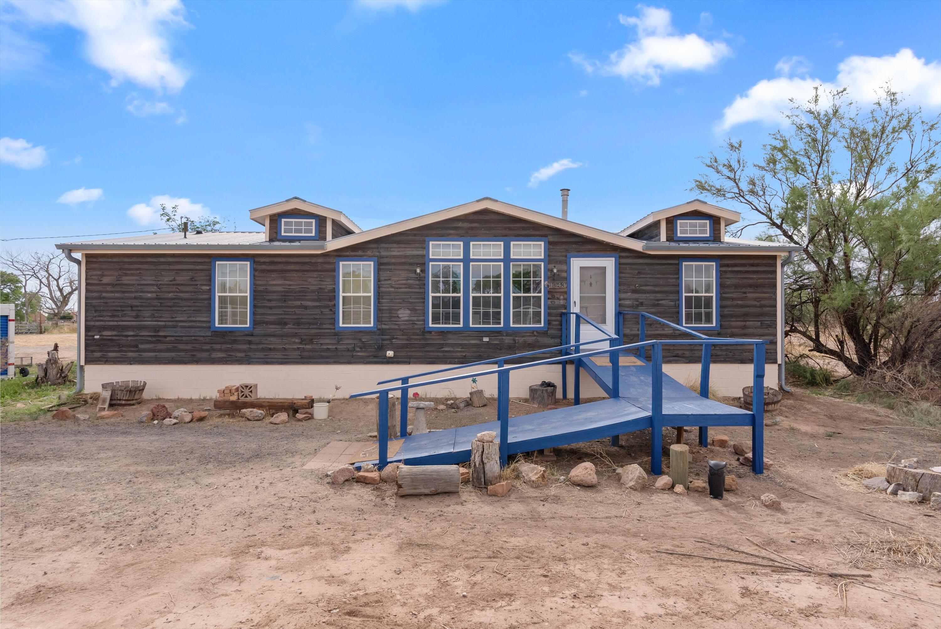 1243 Sunflower Court, Belen, New Mexico image 1