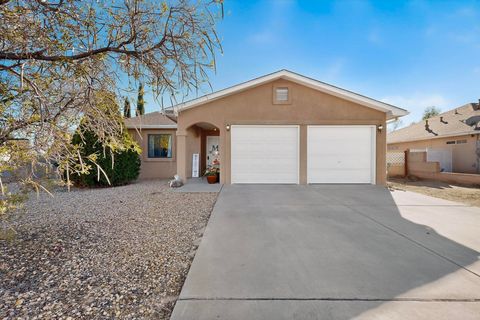 Photo of 2001 Valley View Drive SW, Los Lunas, NM 87031 (MLS # 1095156)