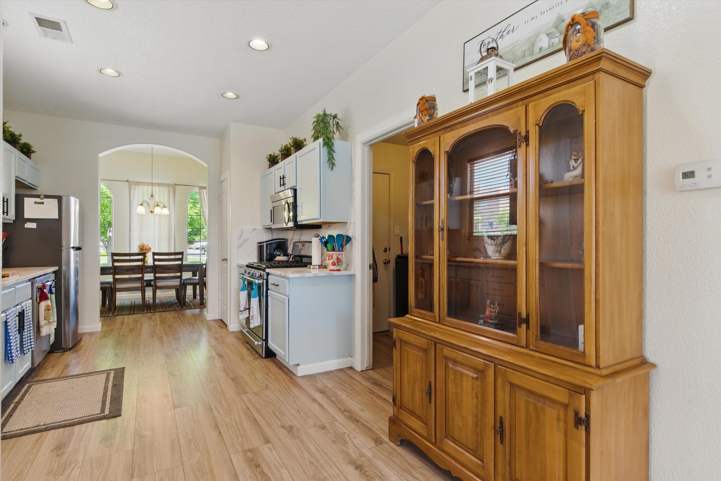 2115 Cortina Loop, Rio Rancho, New Mexico image 6