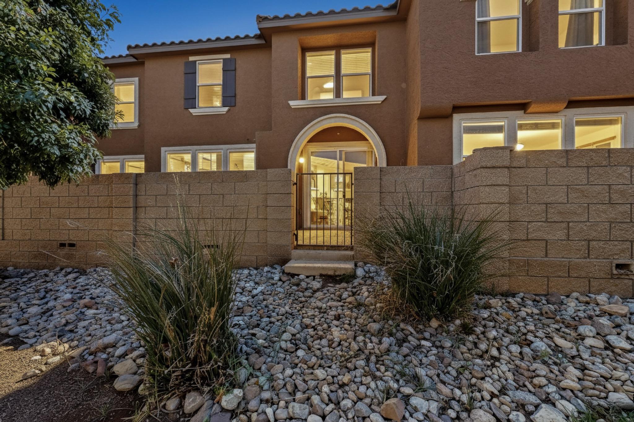 601 Menaul Boulevard NE UNIT 1404