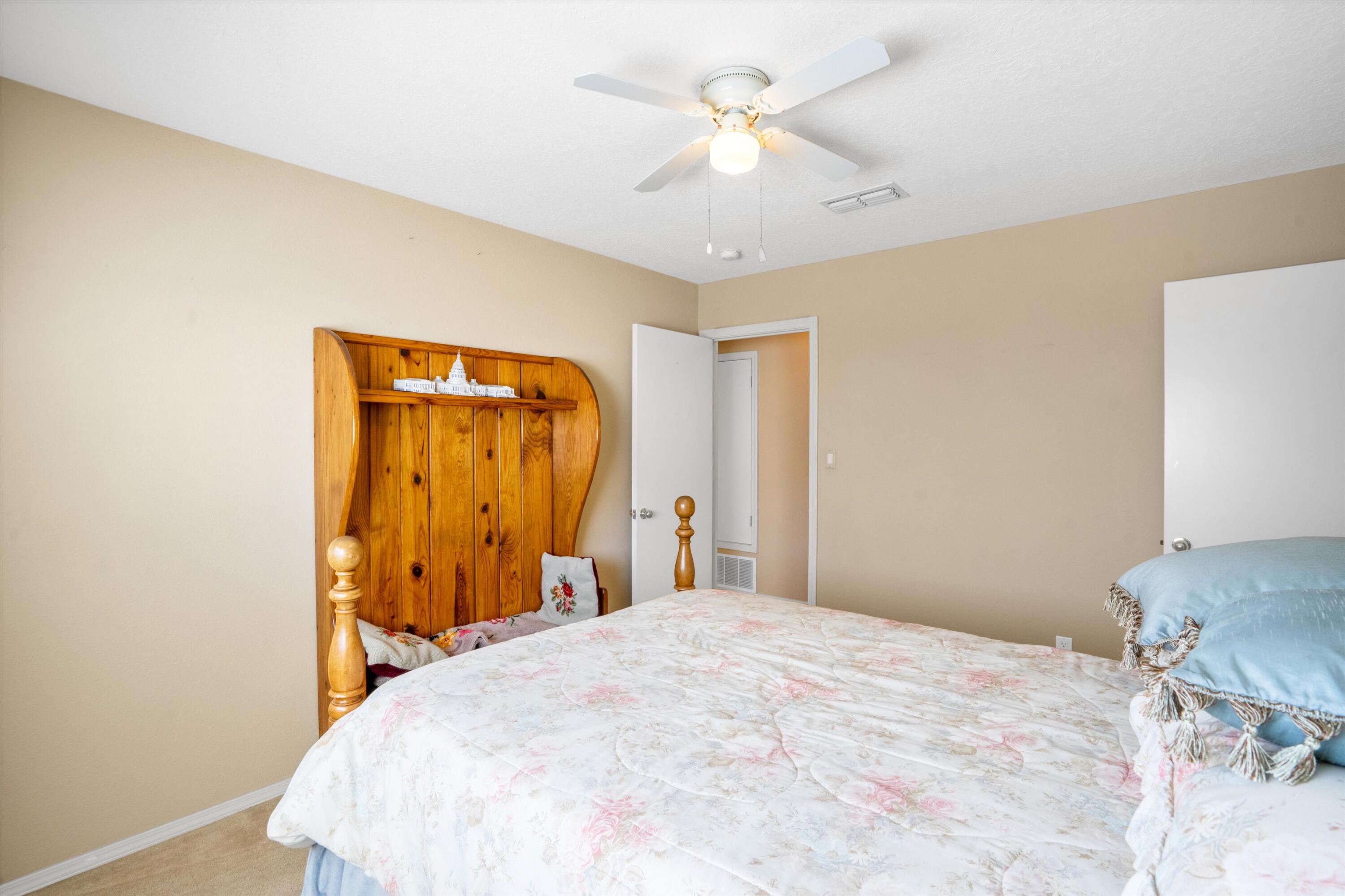 1005 Las Golondrinas Court, Albuquerque, New Mexico image 18