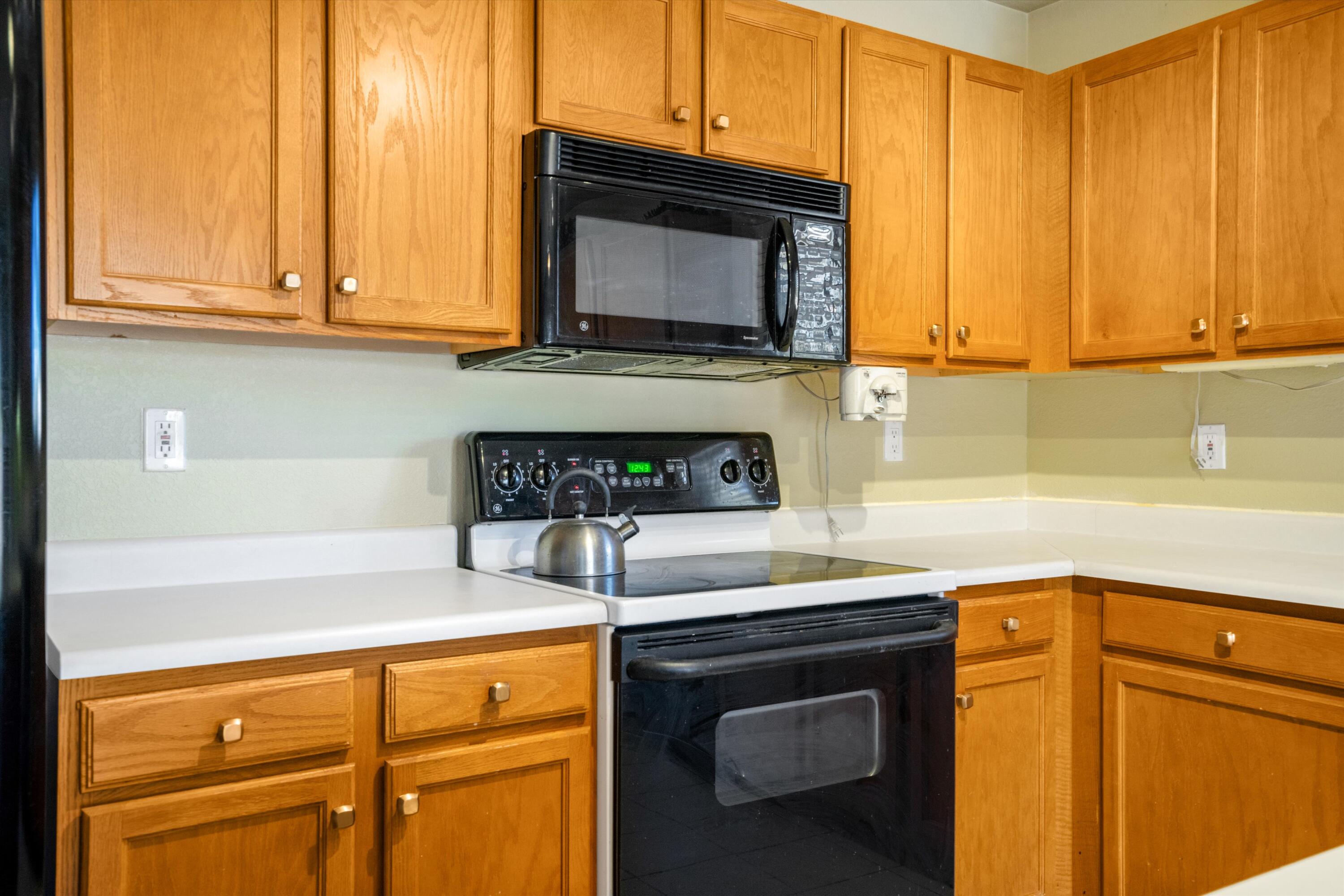 1005 Las Golondrinas Court, Albuquerque, New Mexico image 12