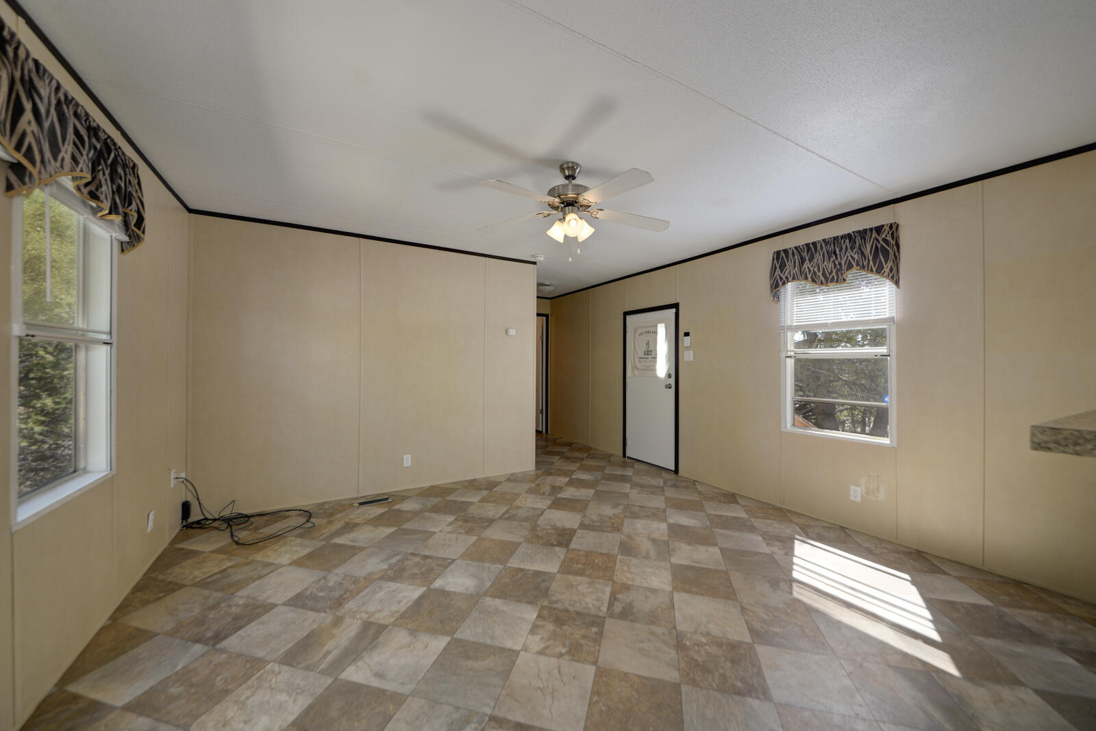 24 Buckboard Road, Tijeras, New Mexico image 9