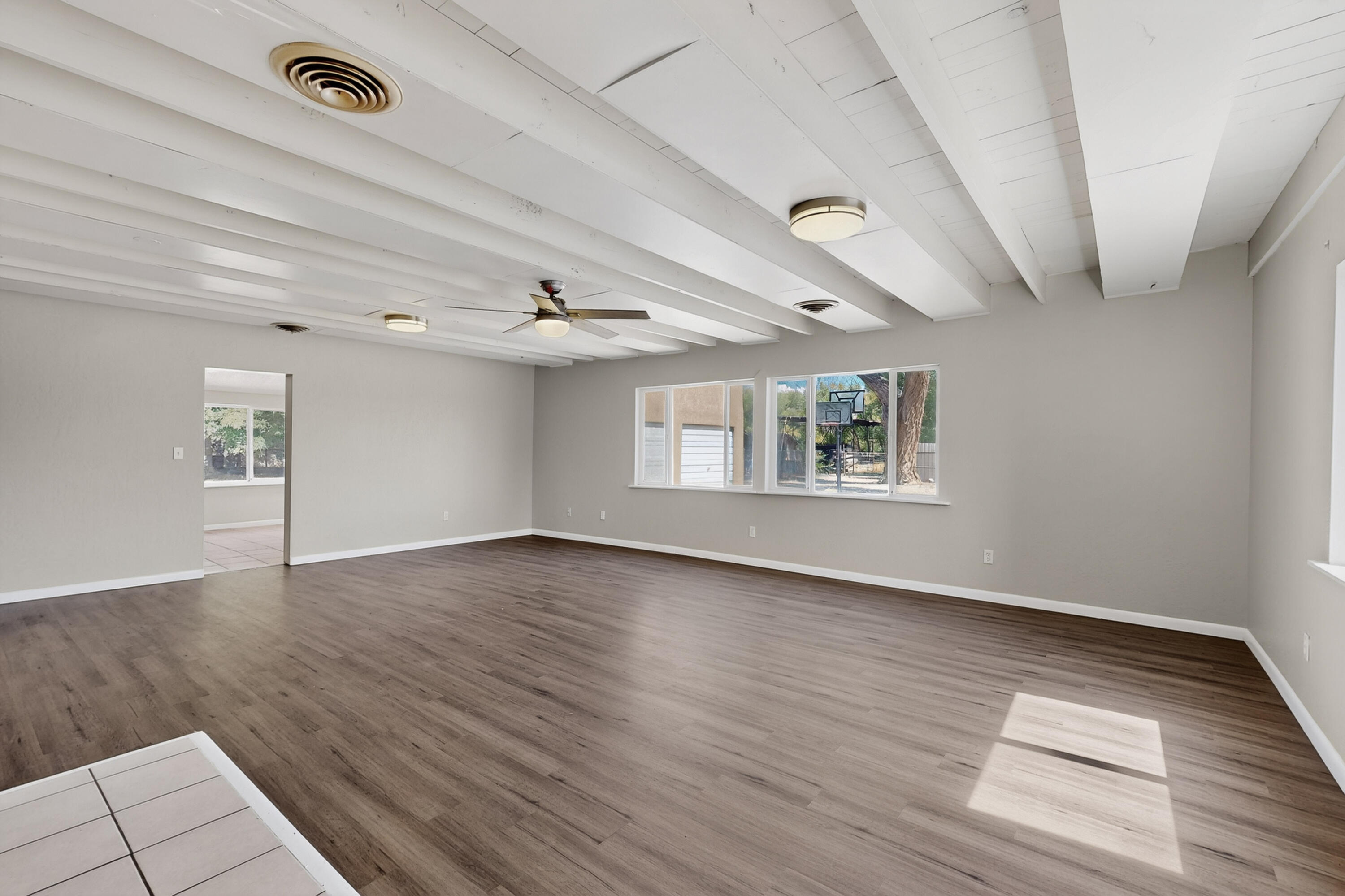 2327 Pajarito Road SW