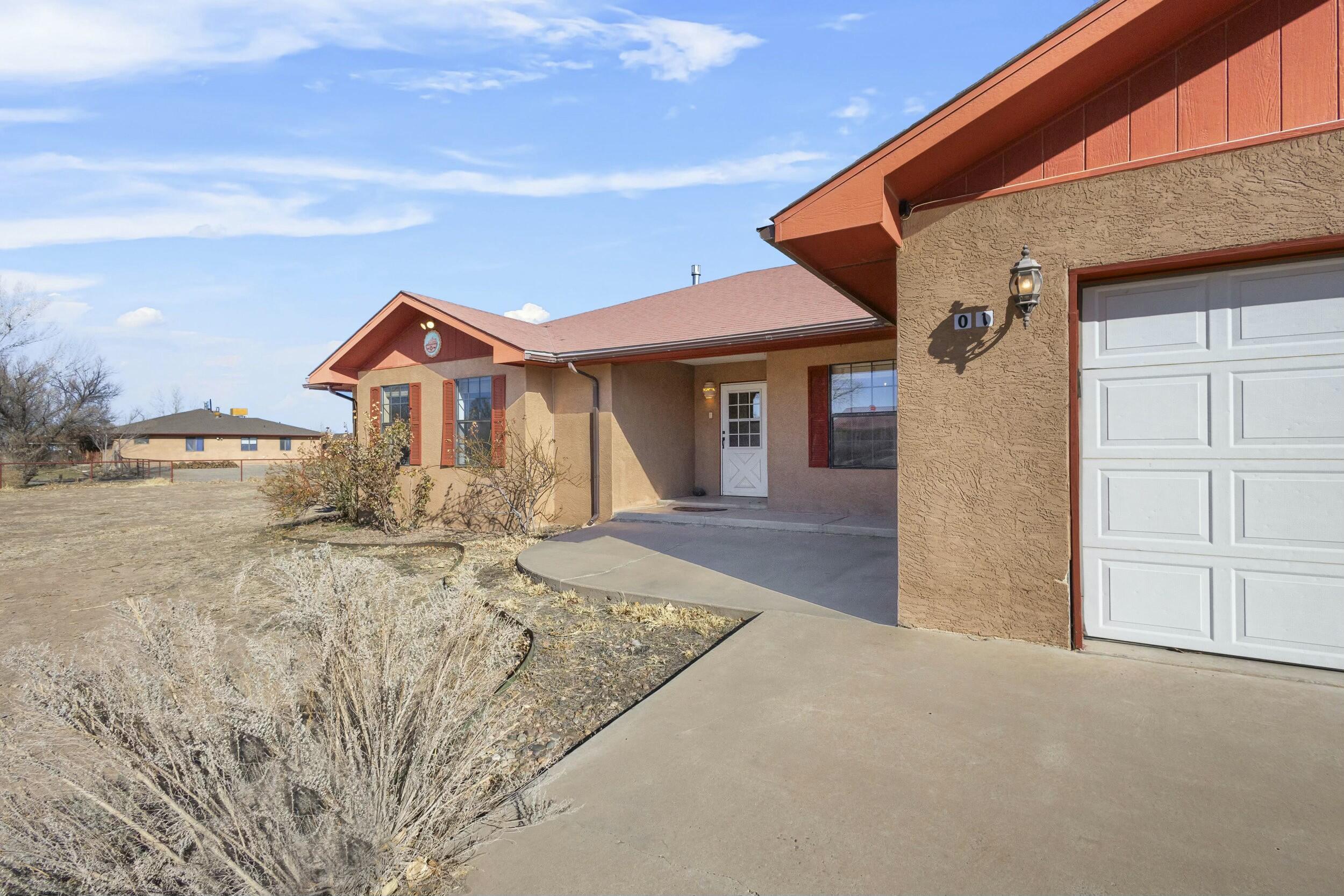 1 Blackberry Lane, Los Lunas, New Mexico image 3