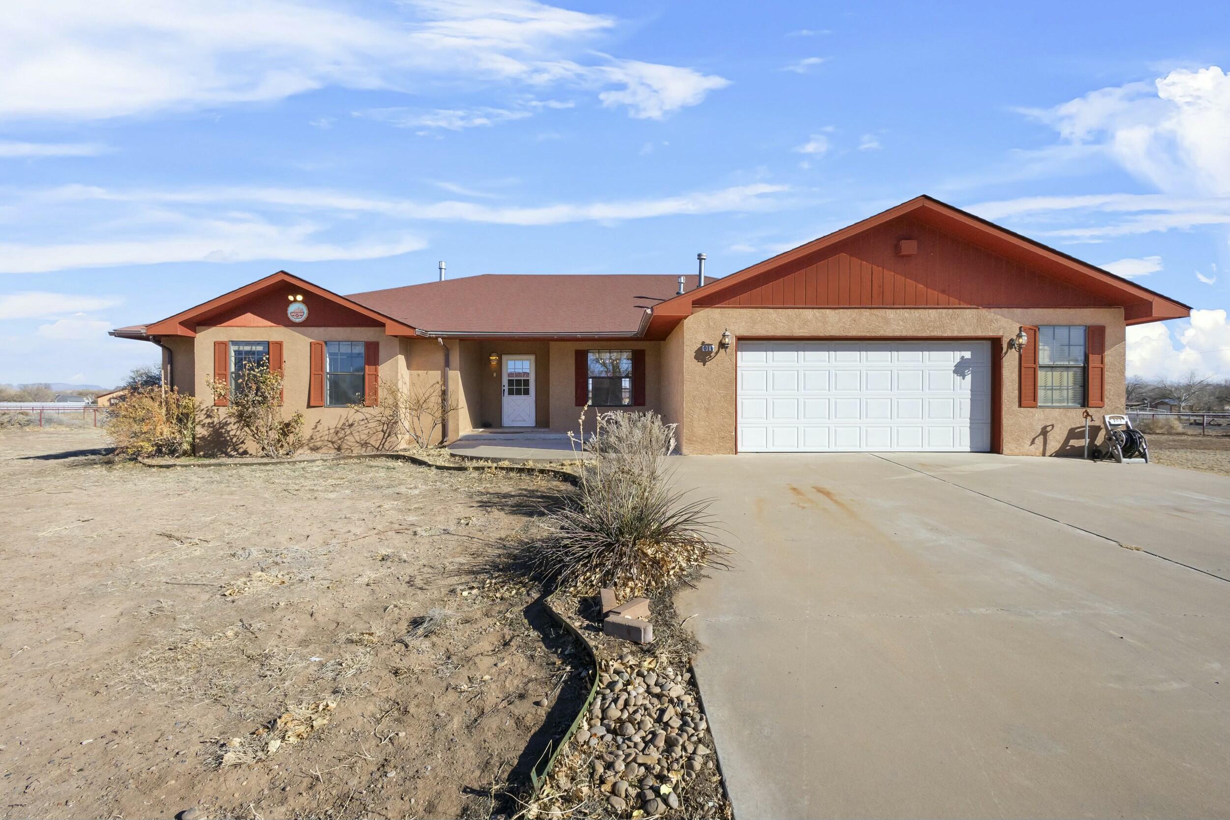 1 Blackberry Lane, Los Lunas, New Mexico image 1