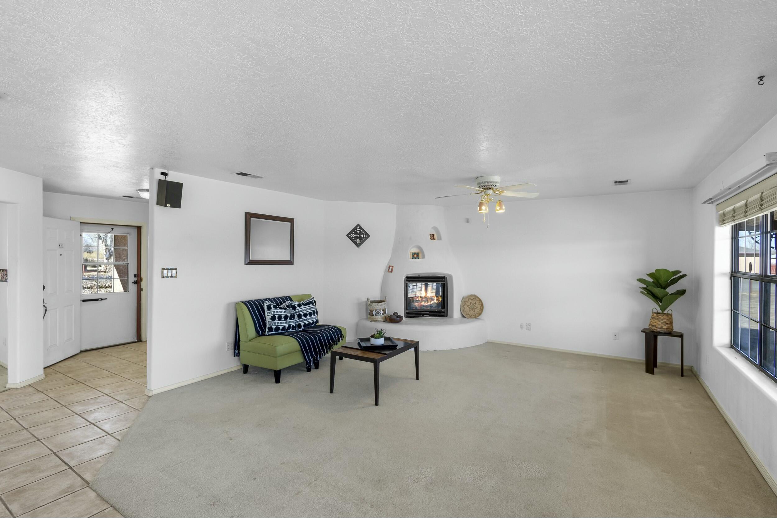 1 Blackberry Lane, Los Lunas, New Mexico image 7