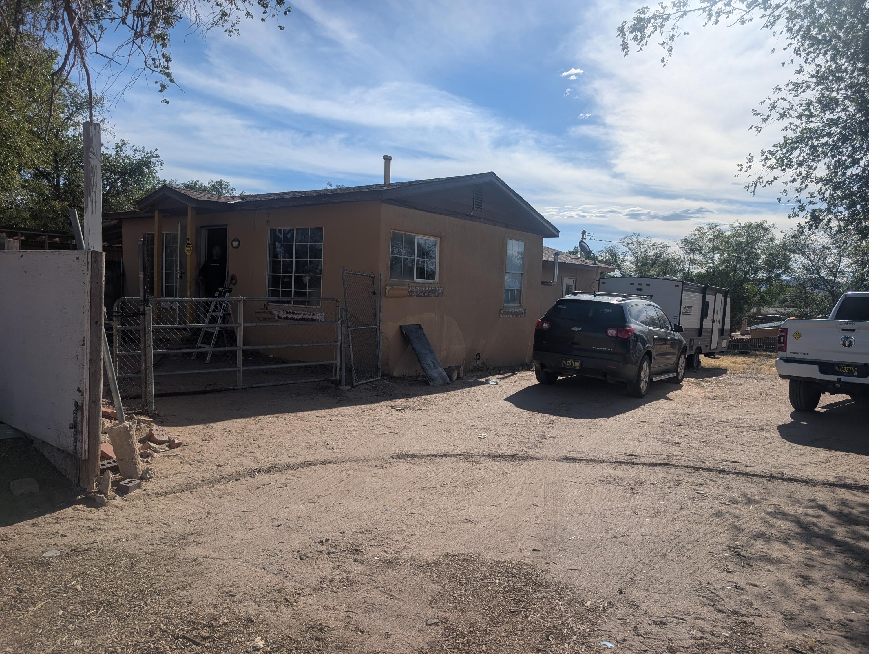 152 N El Cerro Loop
