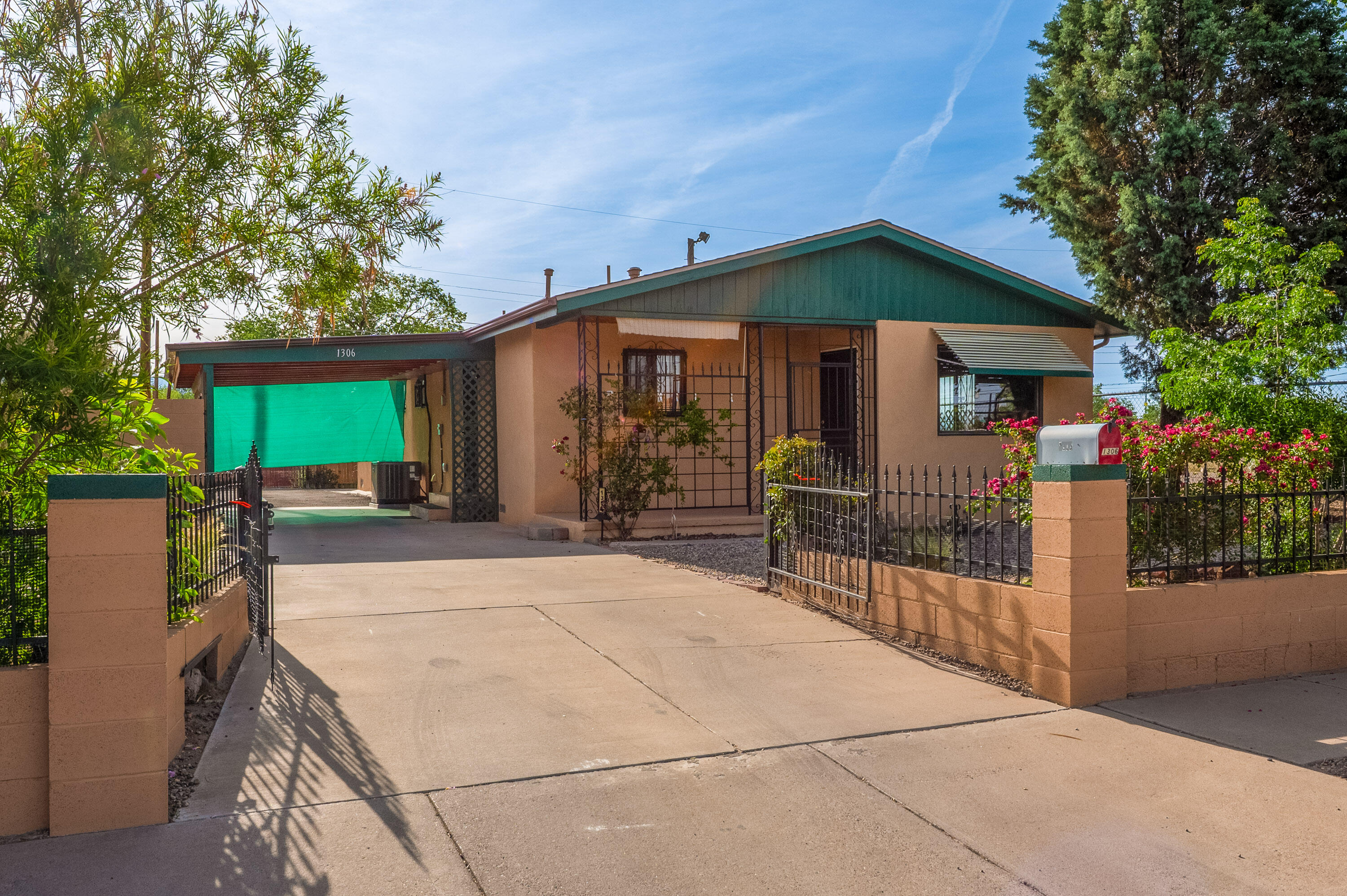 1306 San Venito Road, Albuquerque, New Mexico image 1