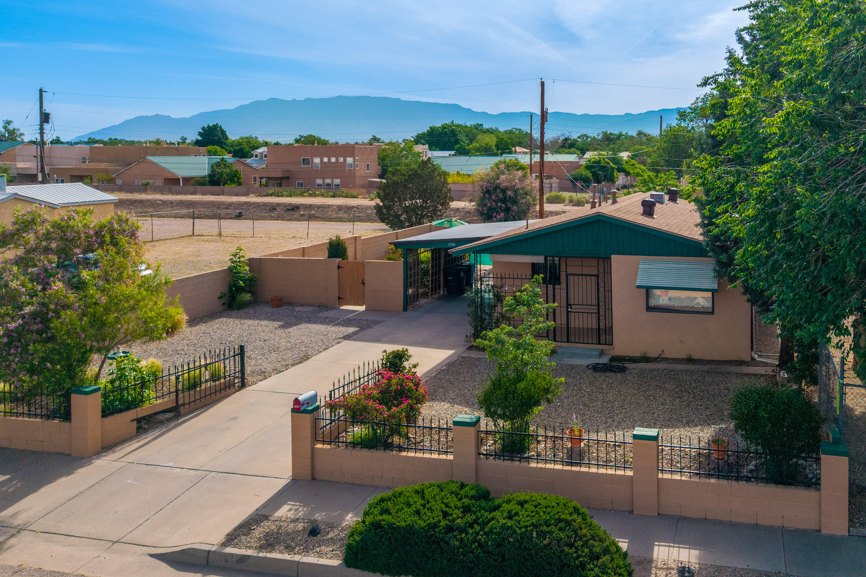 1306 San Venito Road, Albuquerque, New Mexico image 23