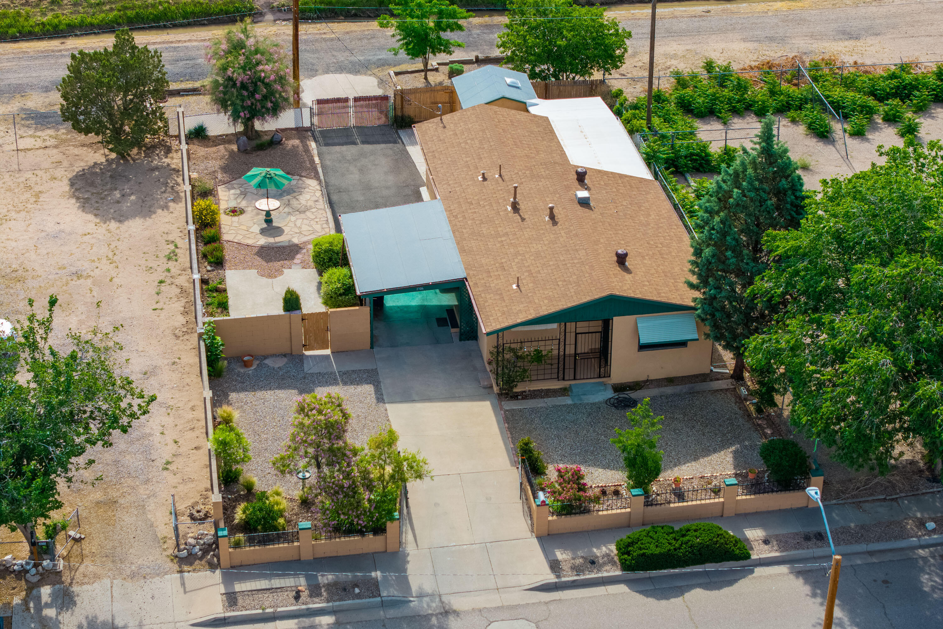 1306 San Venito Road, Albuquerque, New Mexico image 25