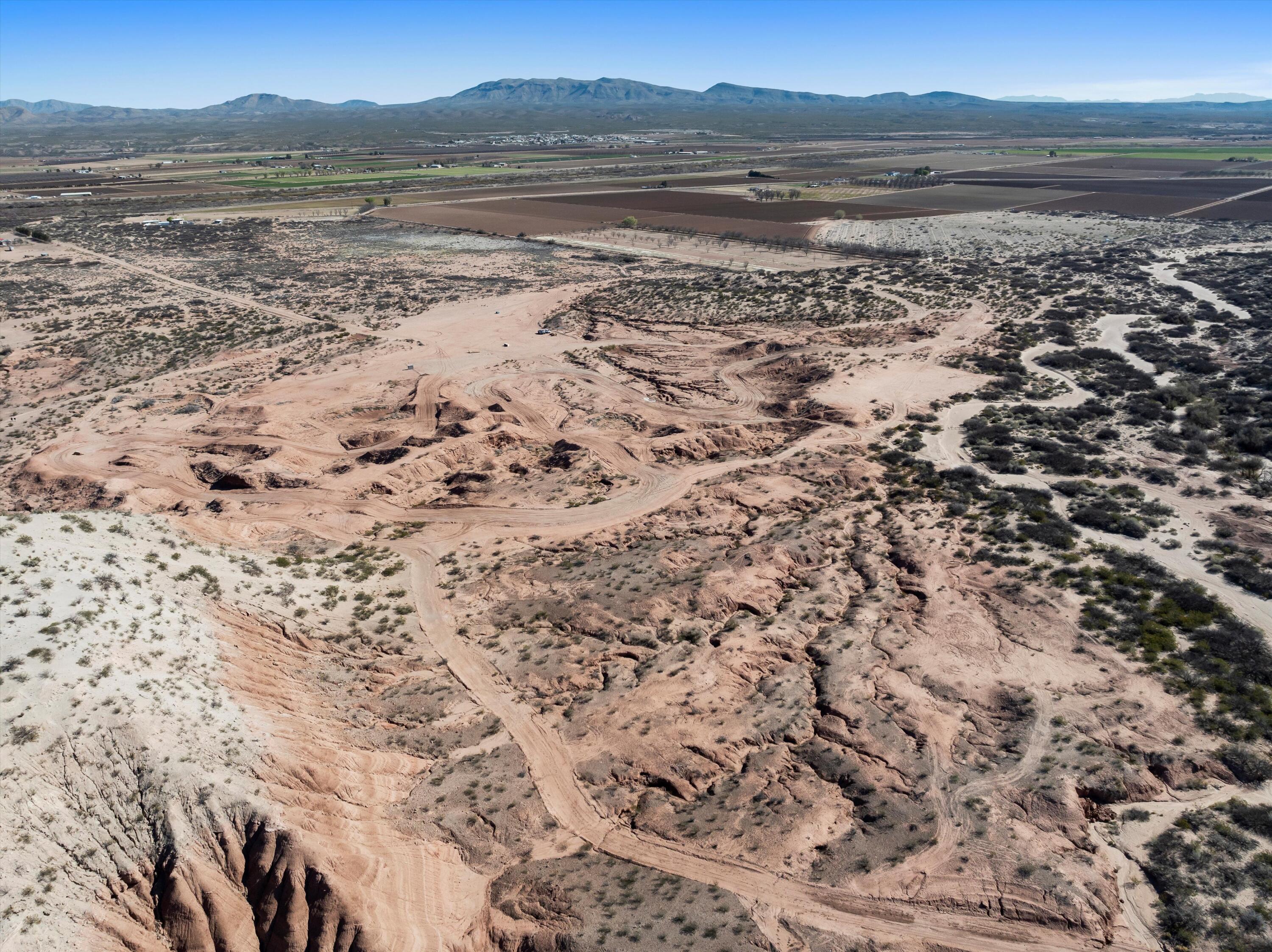 2100 Sunday Drive, Hatch, New Mexico image 32