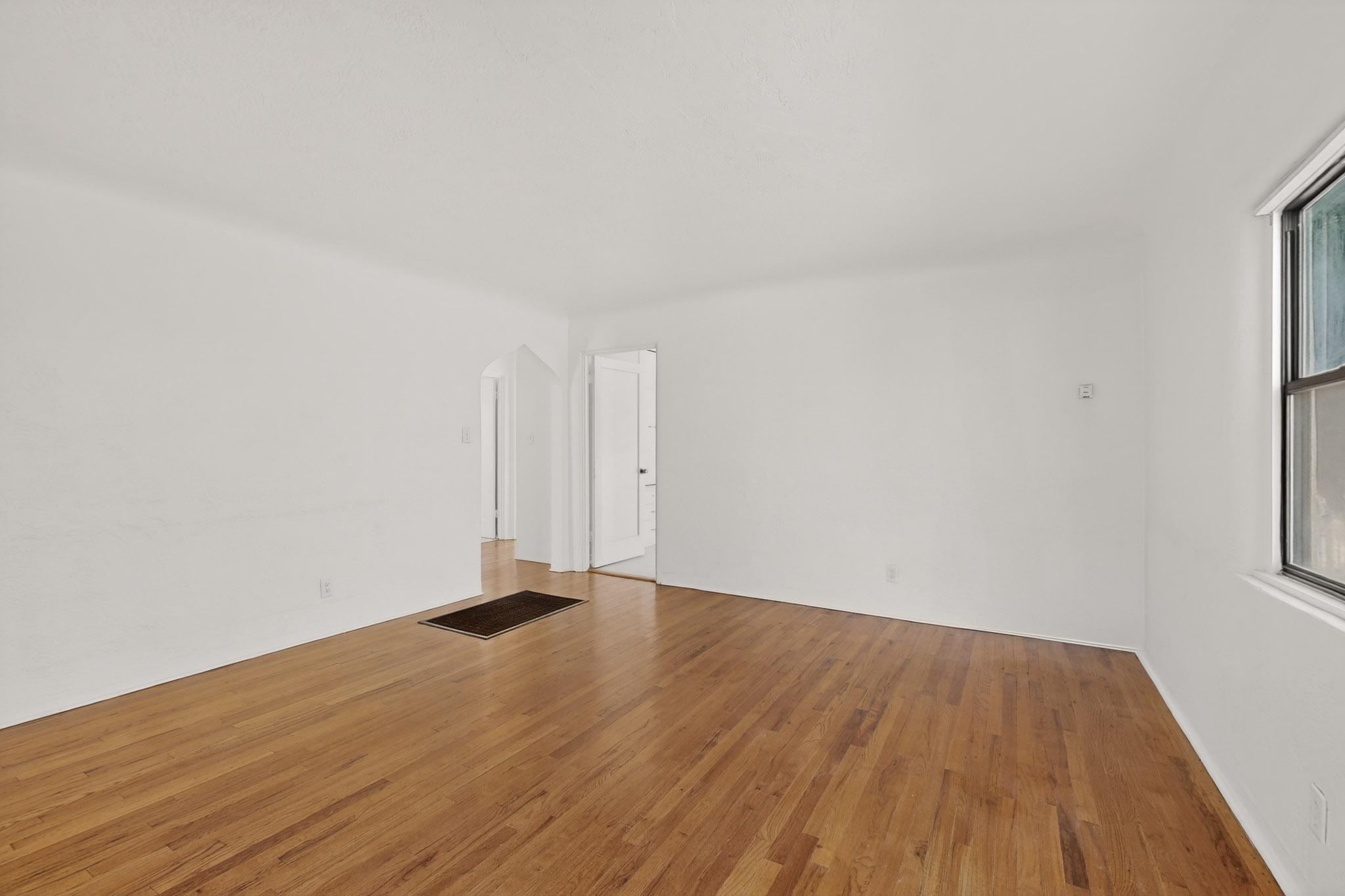 233 Solano Drive NE
