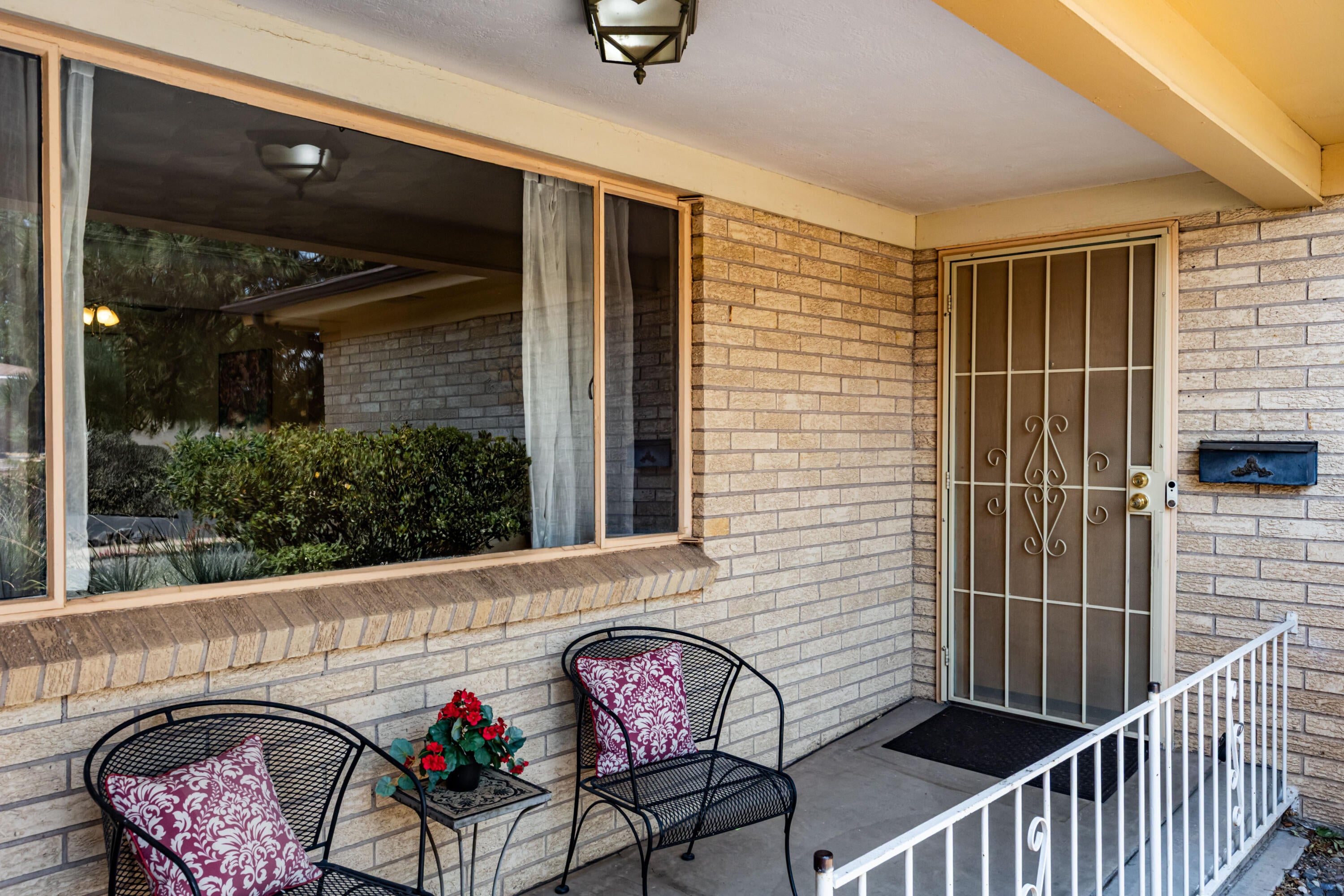 507 Alvarado Drive NE