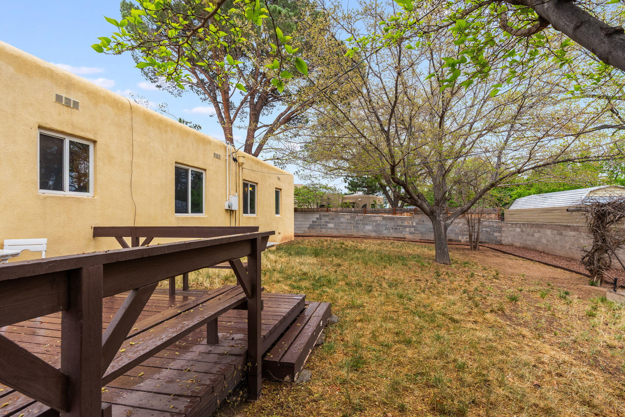 3812 Calle Del Monte NE