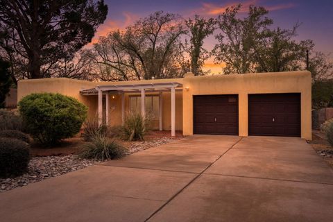 3812 Calle Del Monte NE Albuquerque NM 87110