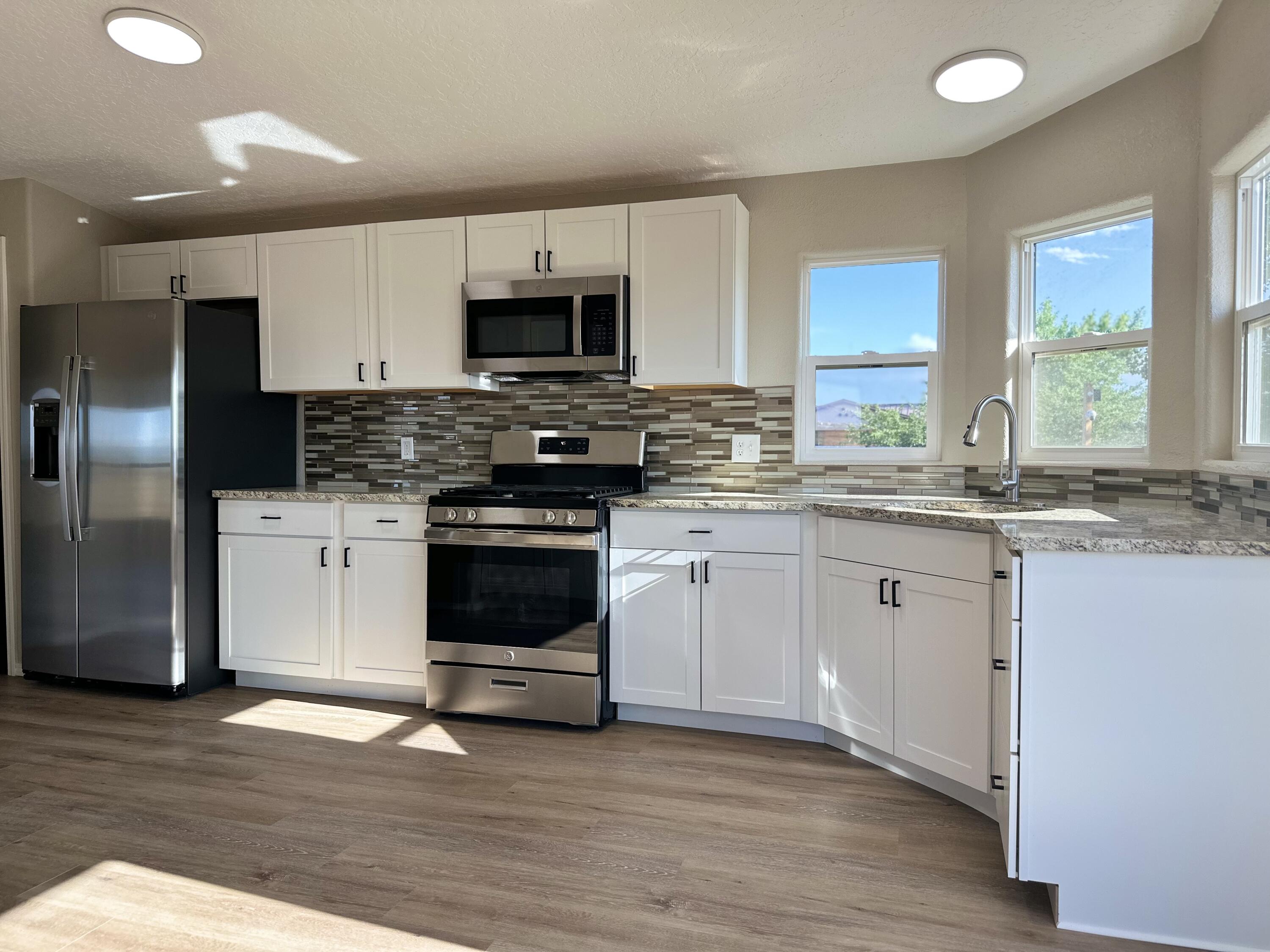 47 Mayo Loop, Los Lunas, New Mexico image 14