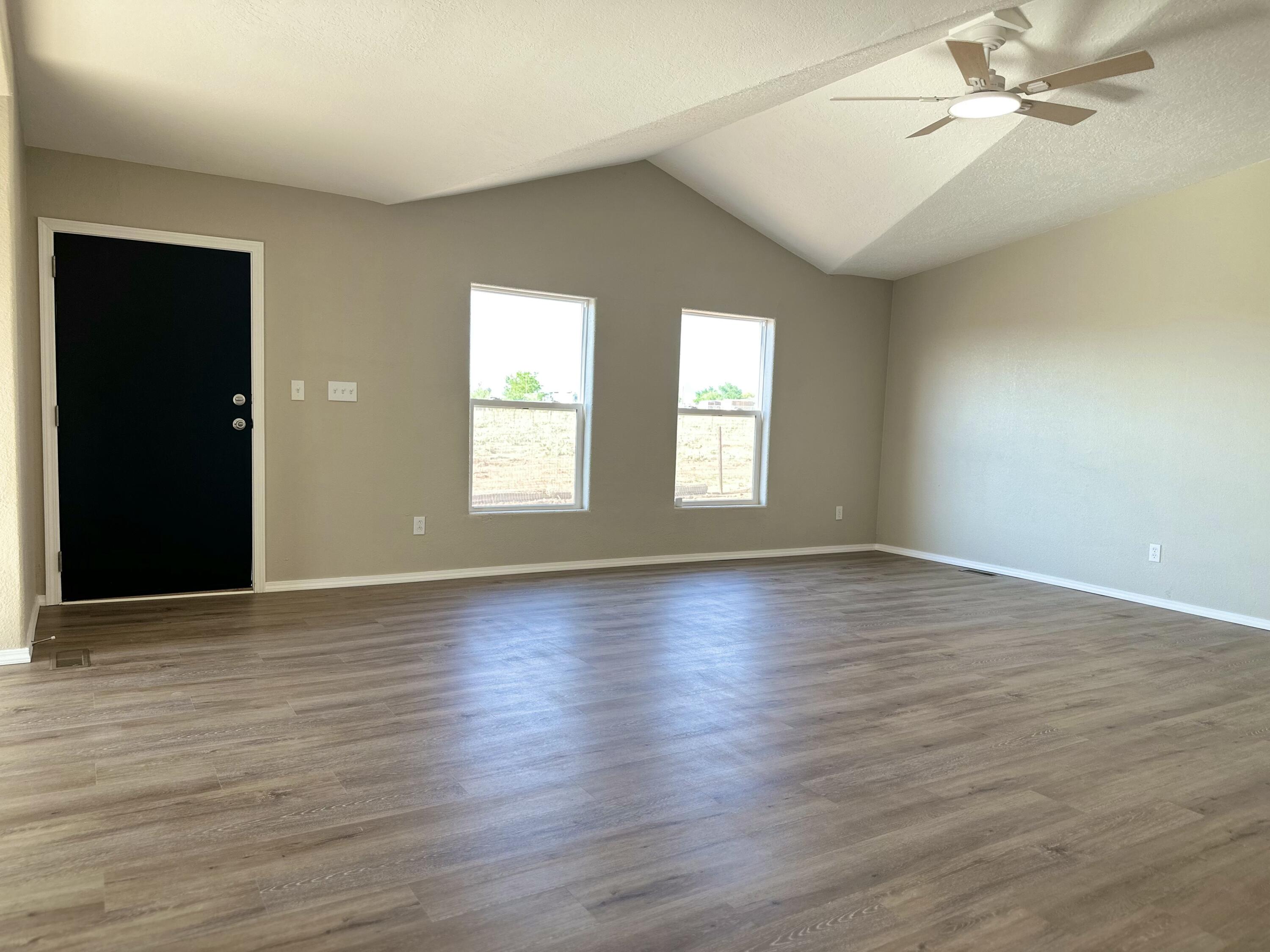 47 Mayo Loop, Los Lunas, New Mexico image 17