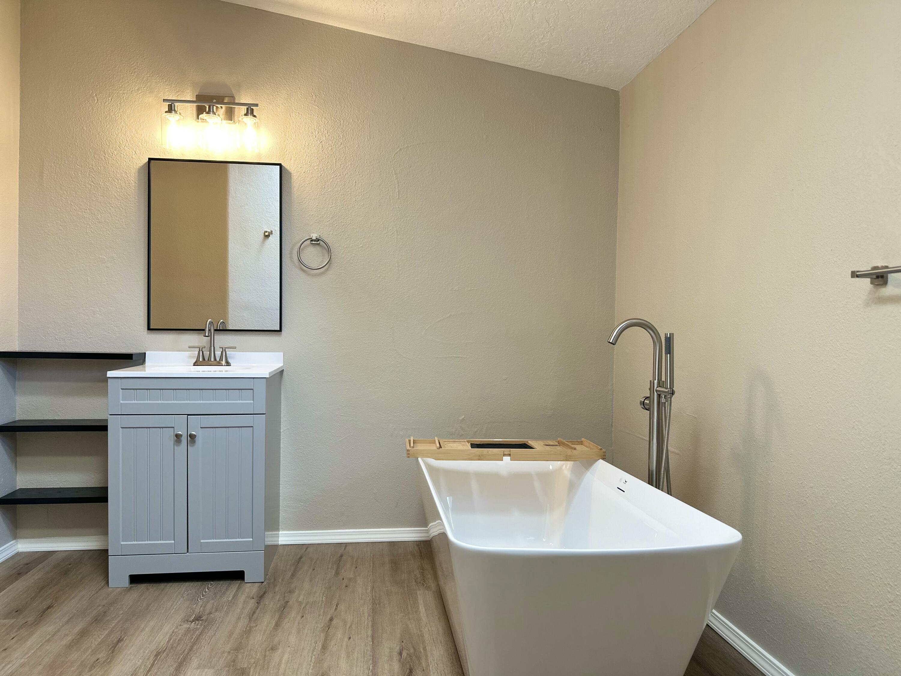 47 Mayo Loop, Los Lunas, New Mexico image 22