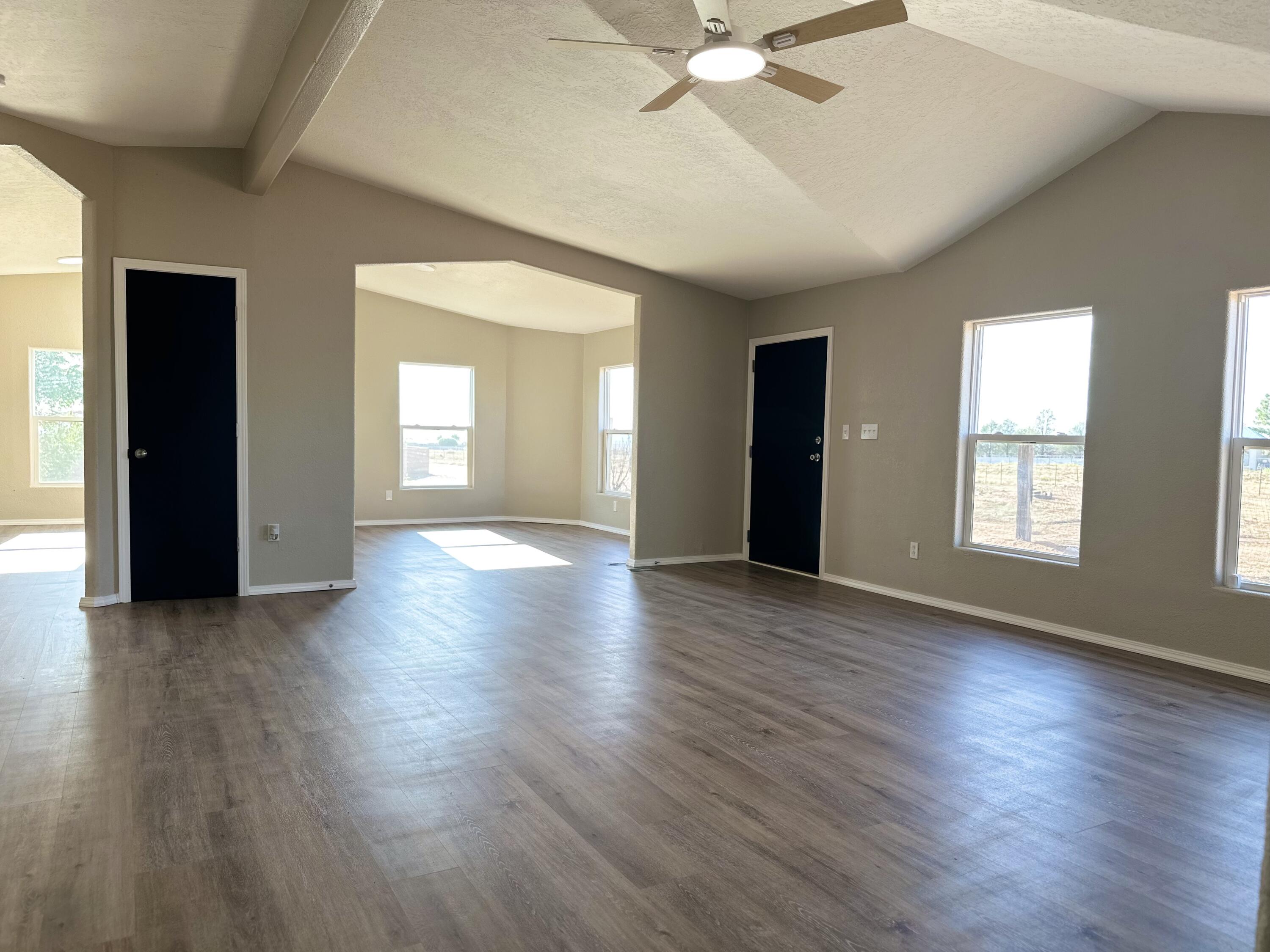47 Mayo Loop, Los Lunas, New Mexico image 15