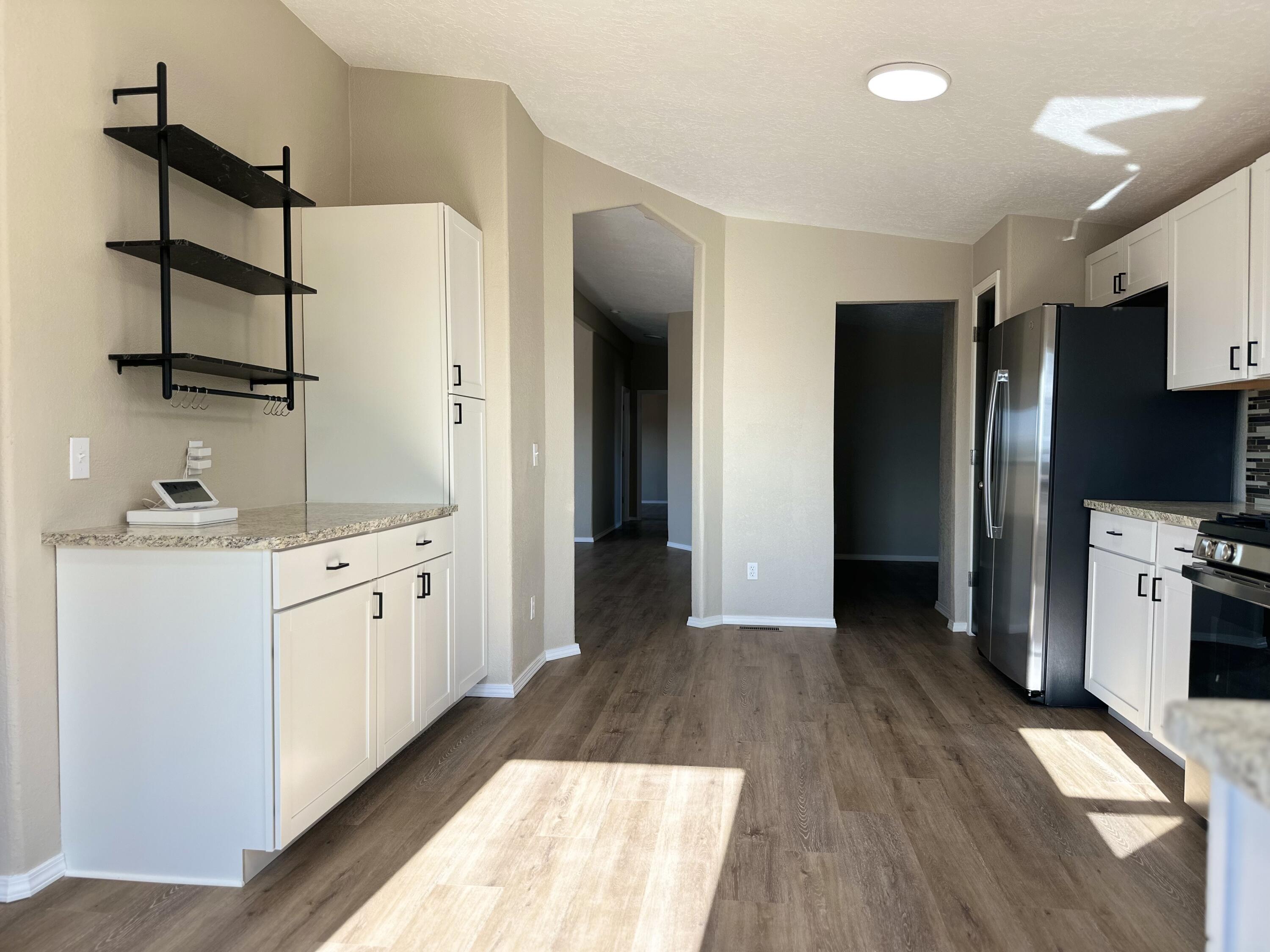 47 Mayo Loop, Los Lunas, New Mexico image 11