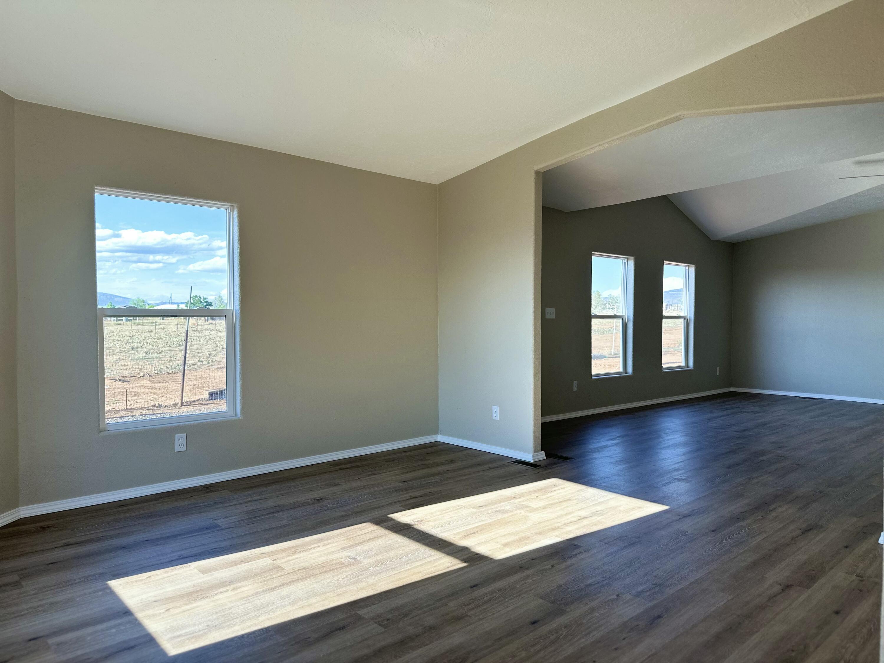 47 Mayo Loop, Los Lunas, New Mexico image 16